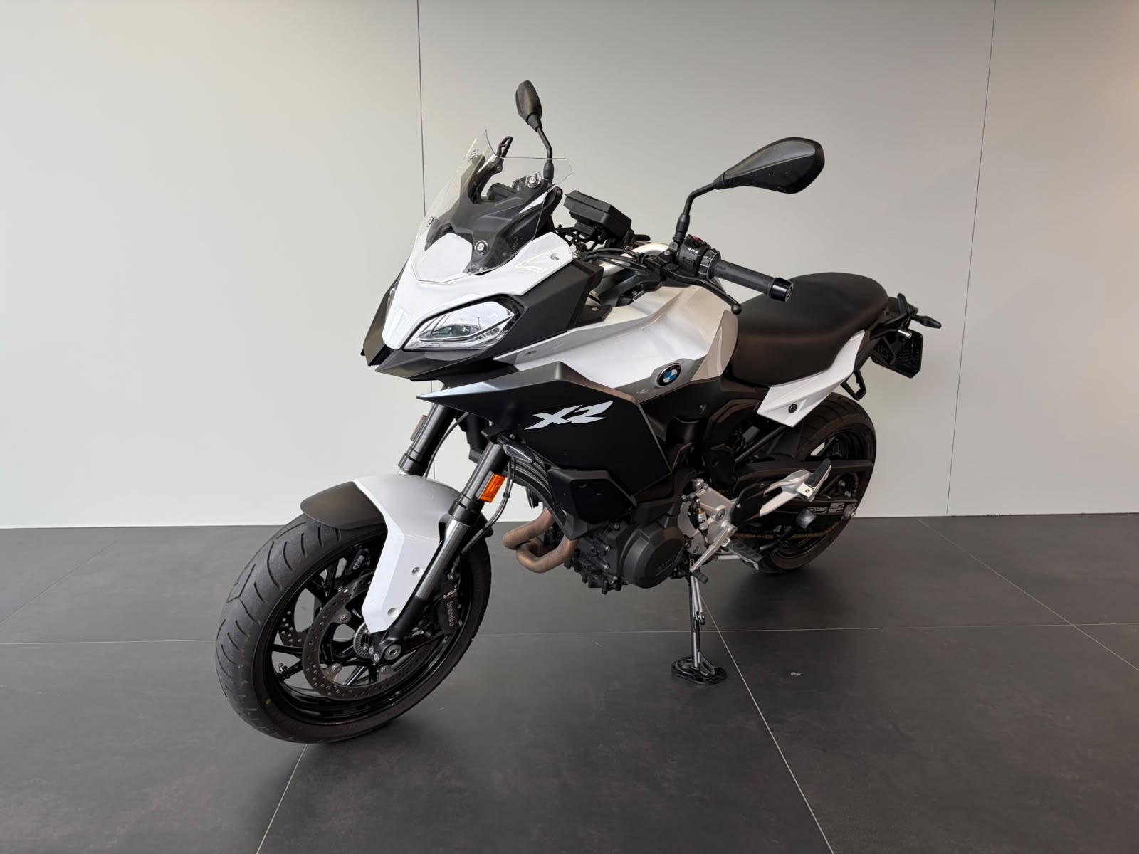 BMW F 900 XR ABS-image-2