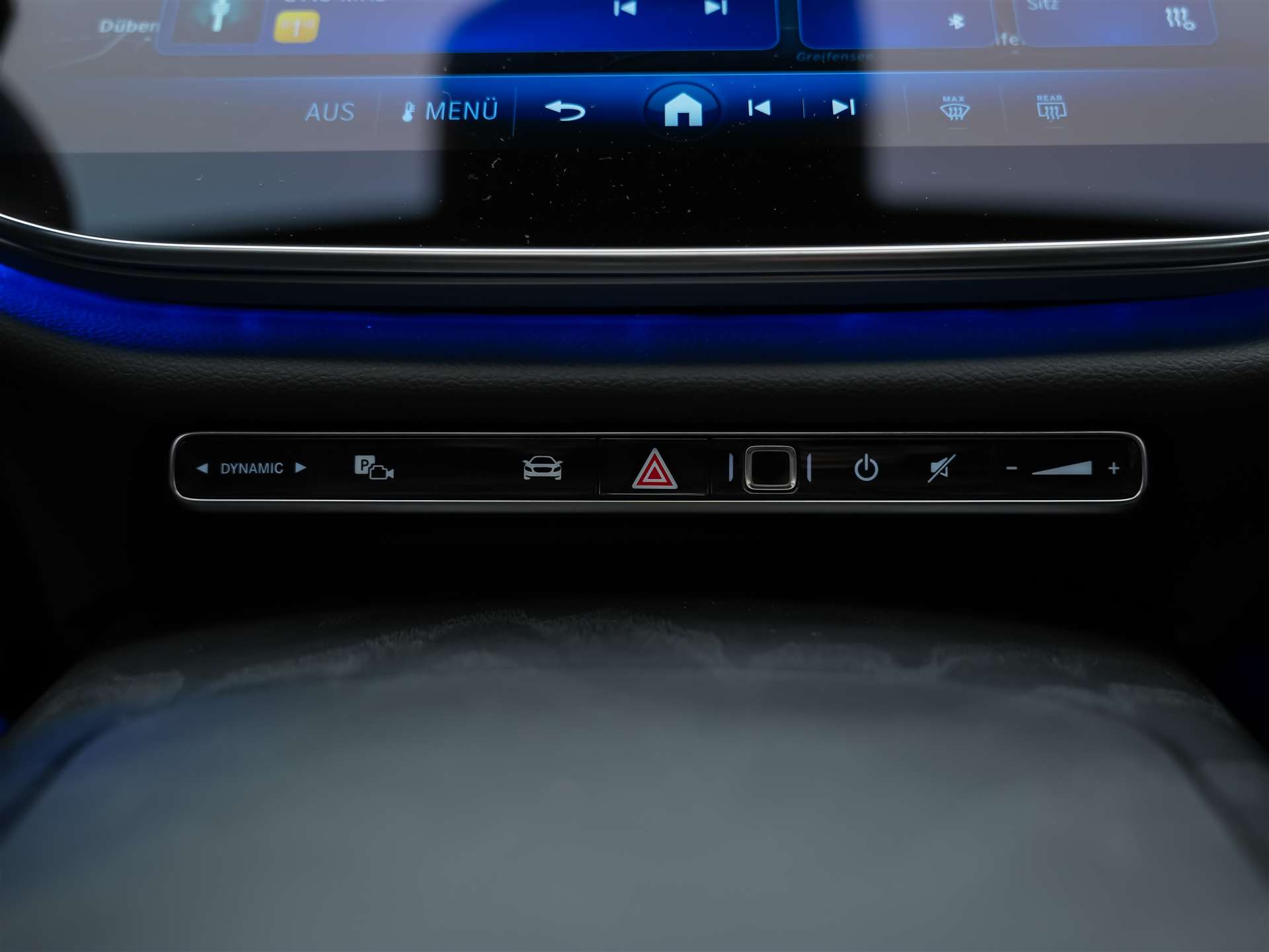 MERCEDES-BENZ E 220 AMG Line d 9G-Tronic *Werksgarantie*21" Felgen*Panorama*Lenkradheizung*-image-21