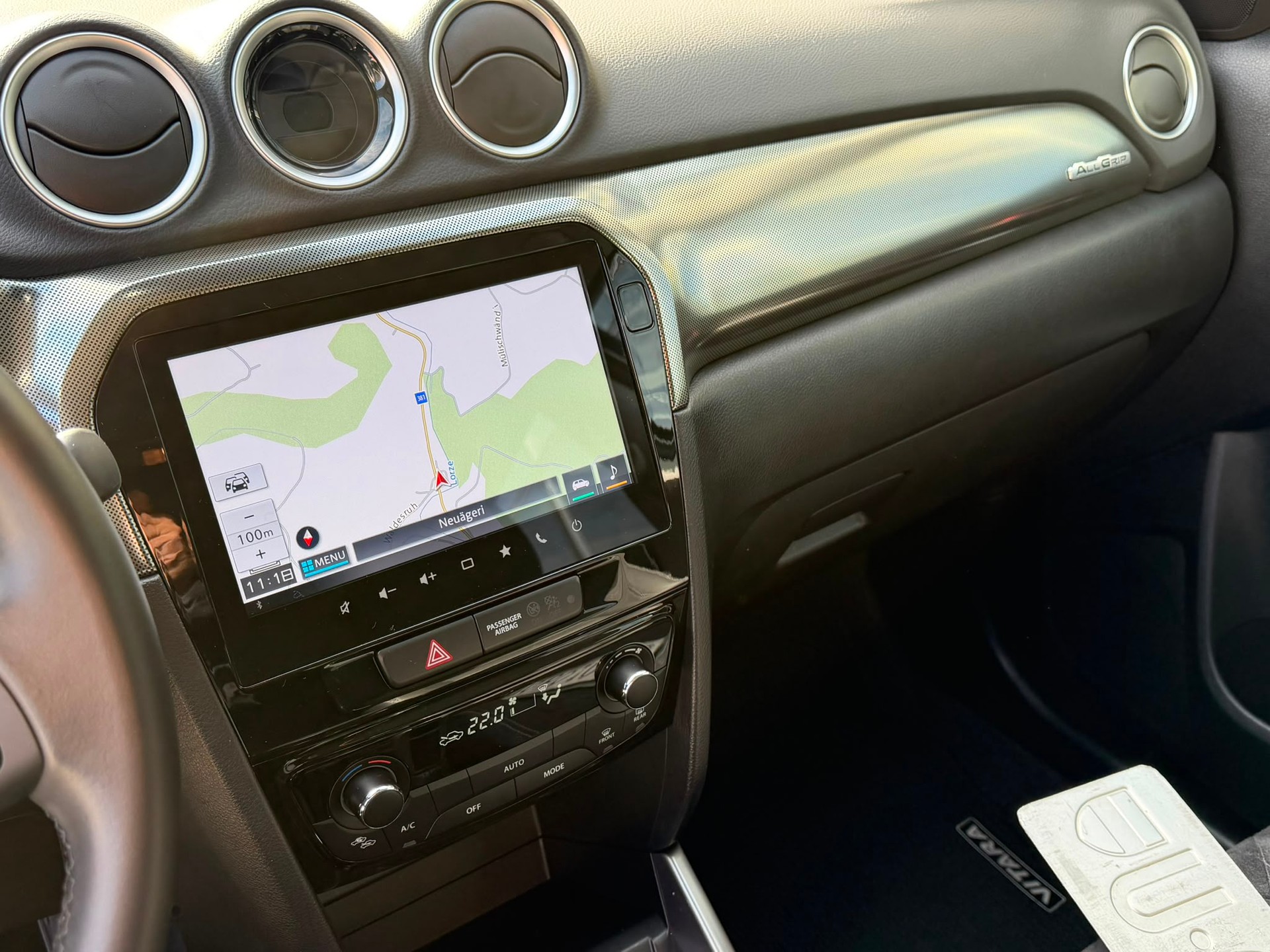 SUZUKI Vitara 1.5 Hybrid Compact Top 4x4 AGS-image-10