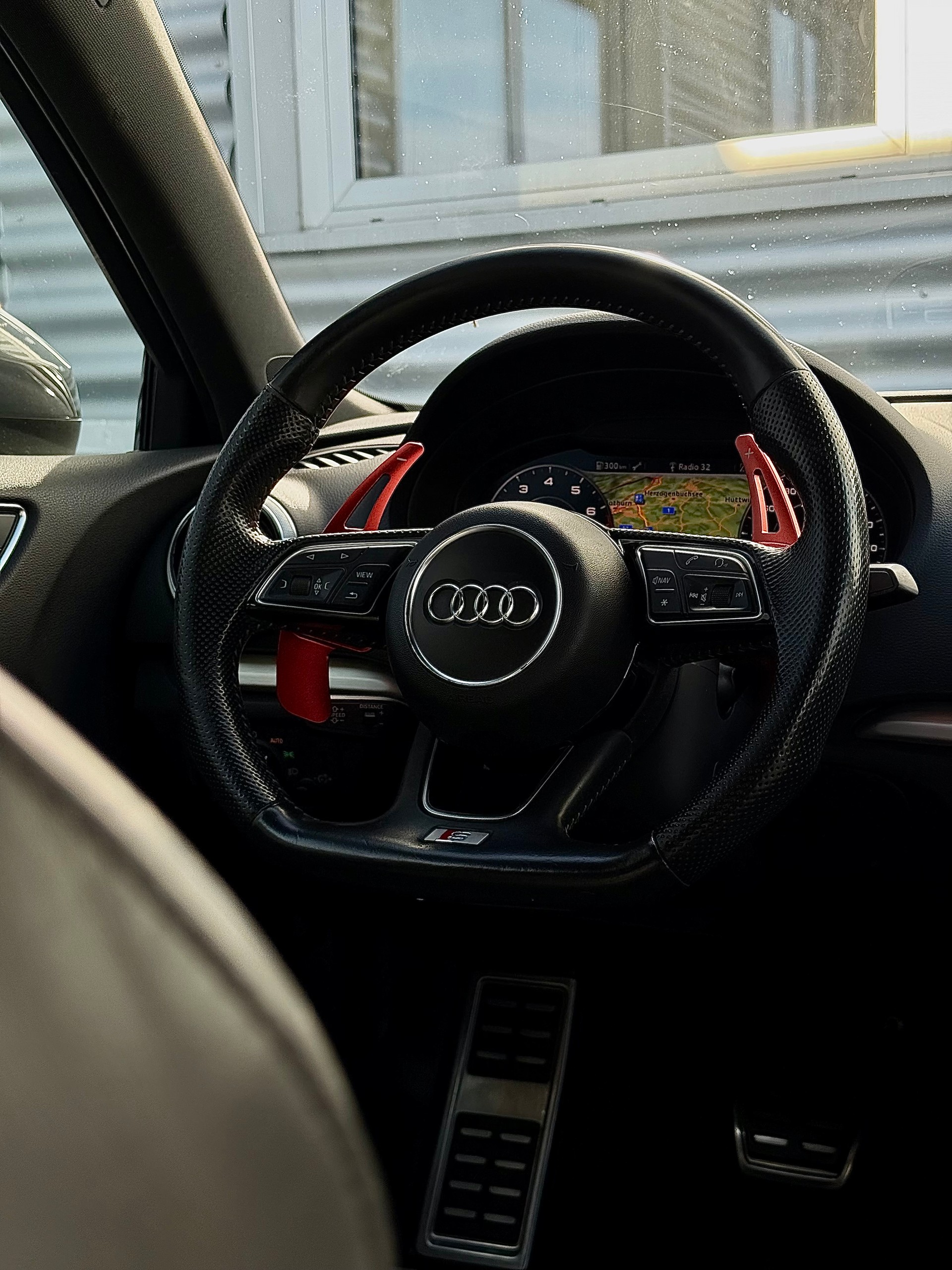 AUDI A3 Sportback 1.5 TFSI S-tronic Design-image-8