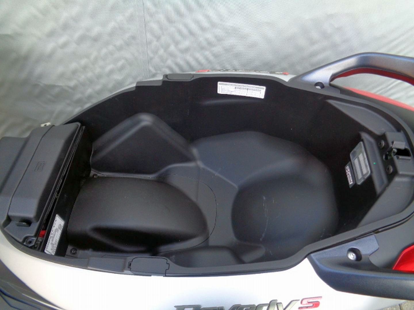 PIAGGIO BEVERLY 400 HE-image-5