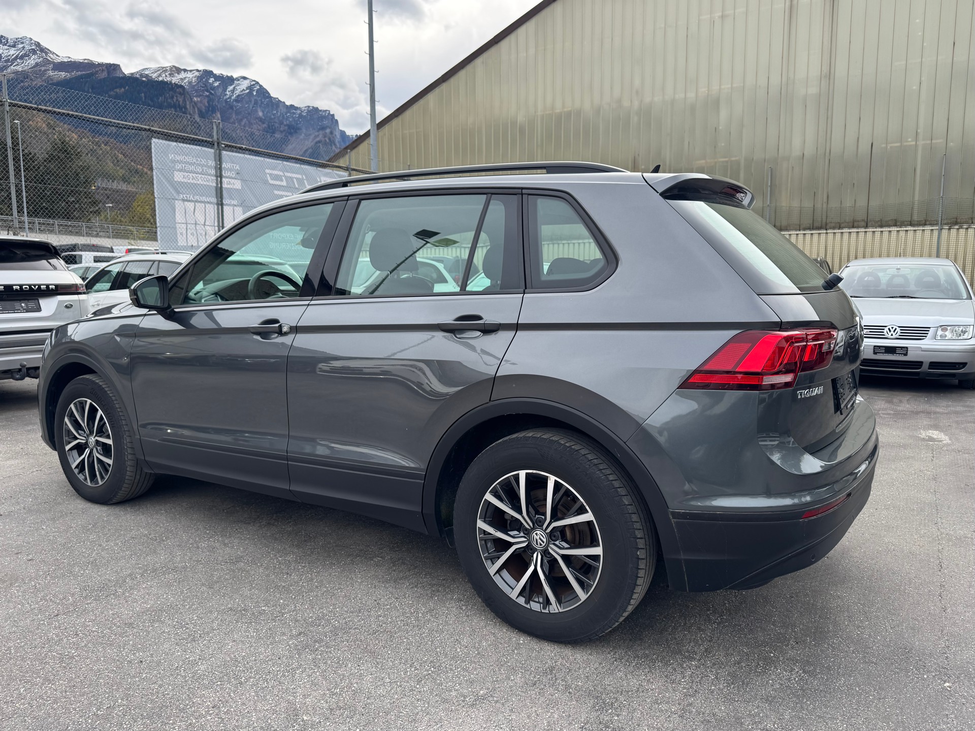 VW Tiguan 1.4TSI ACT Trendline 4Motion DSG-image-5