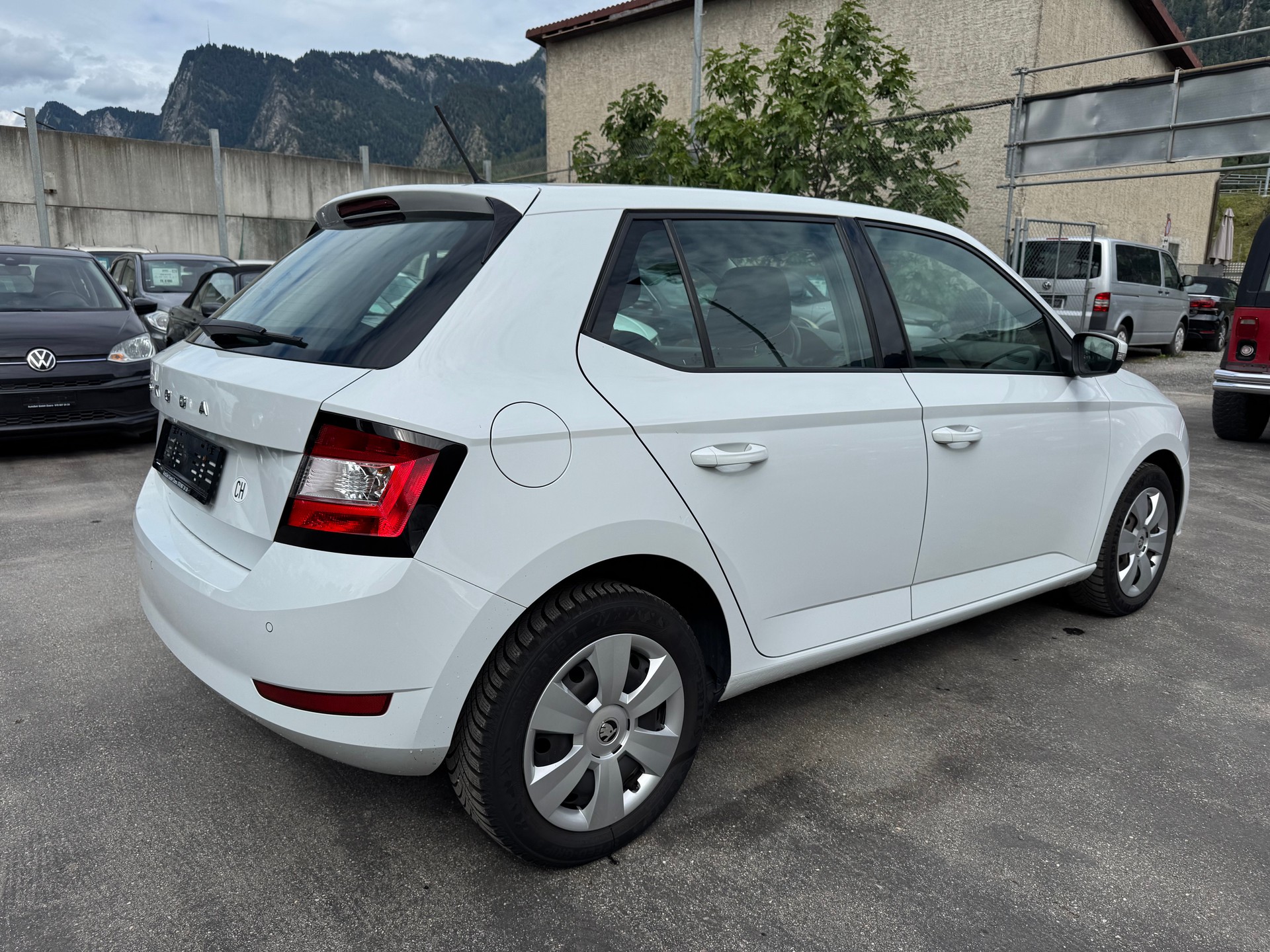 SKODA Fabia 1.0 TSI Ambition-image-3
