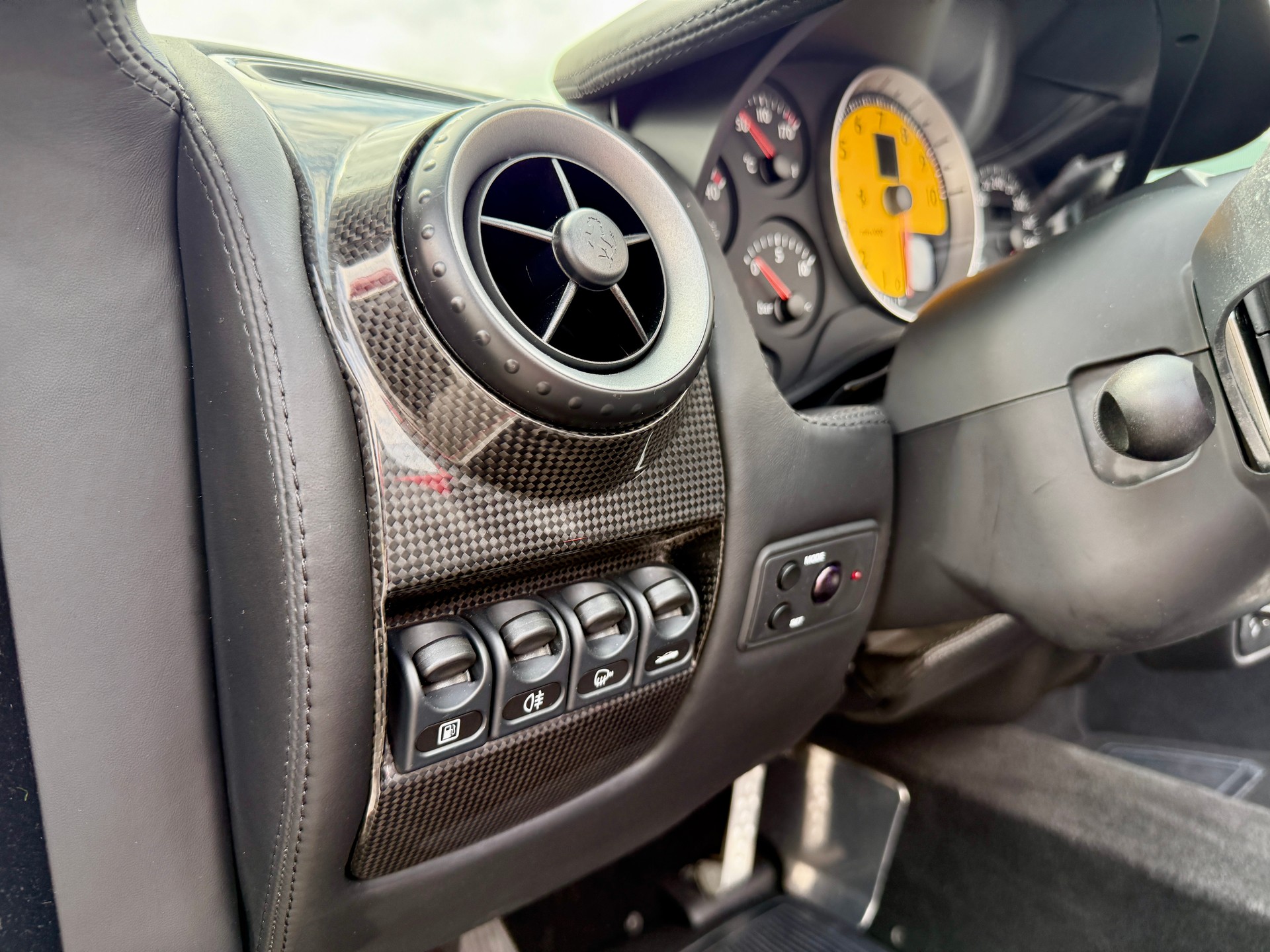 FERRARI F430 Spider-image-9