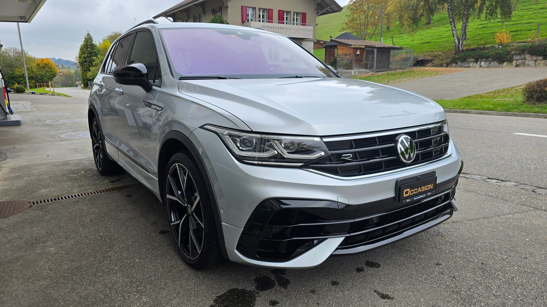 VW Tiguan 2.0TSI R 4Motion DSG-image-3