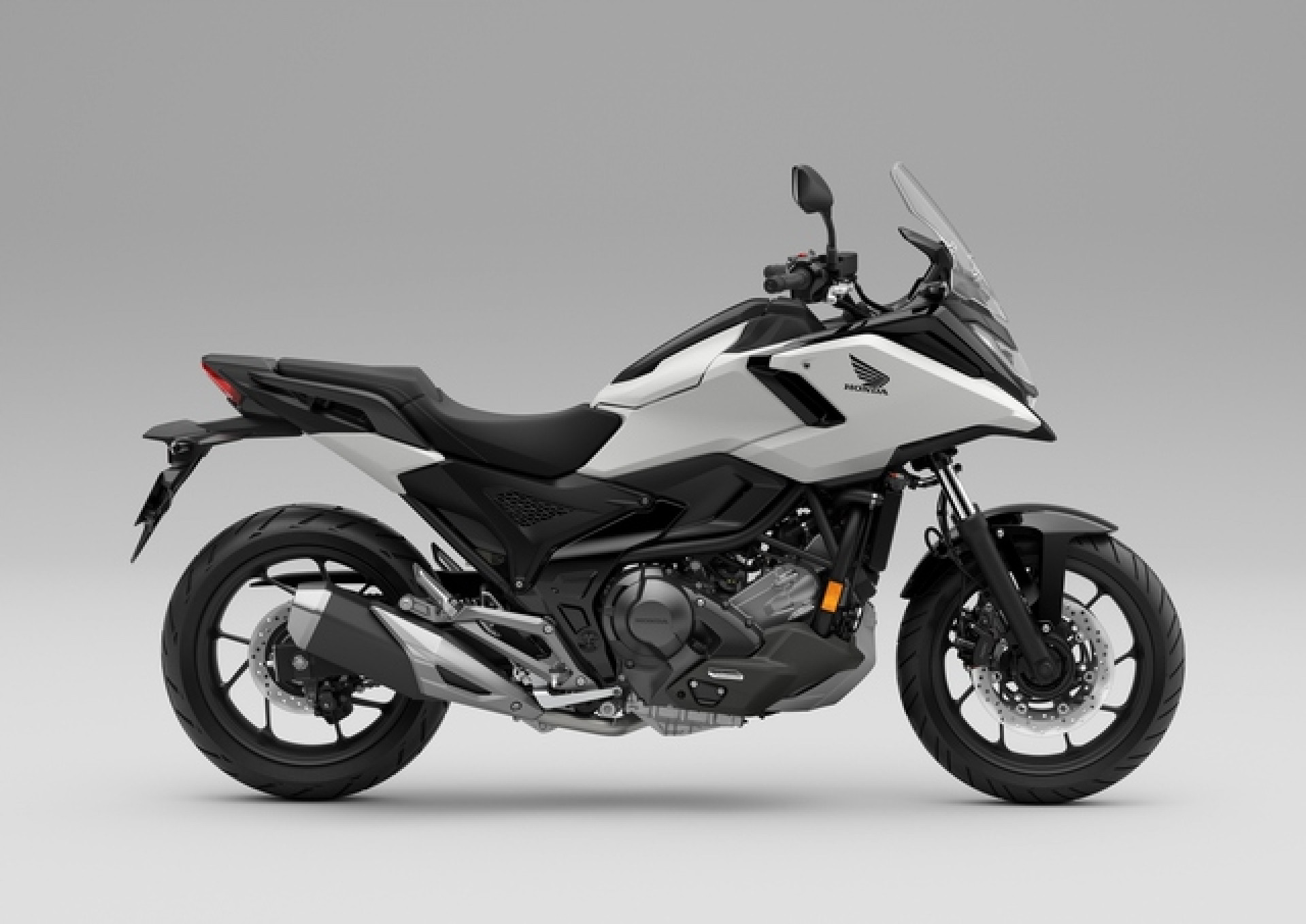 HONDA NC 750 XD Dual Clutch-image-1