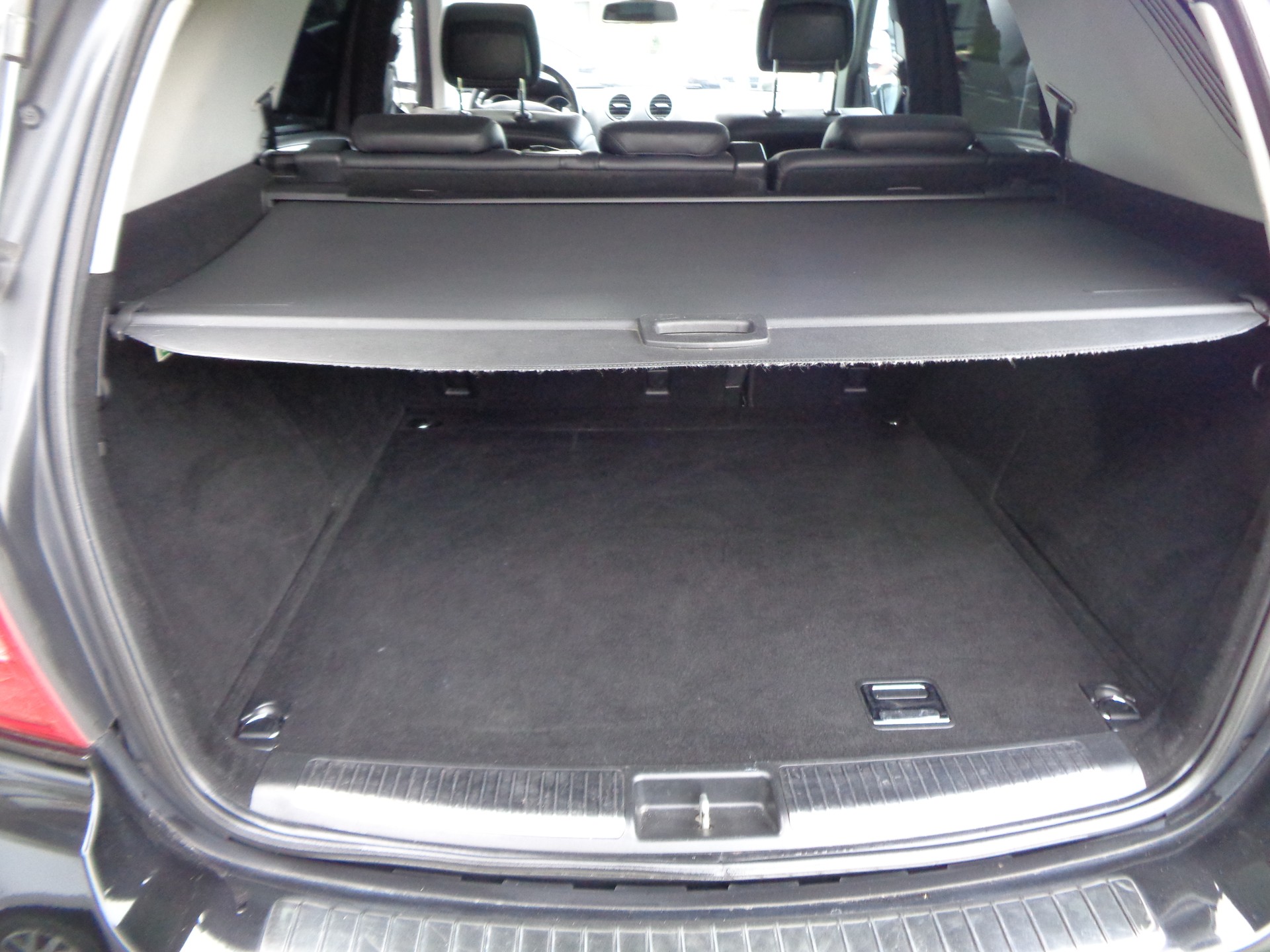 MERCEDES-BENZ ML 63 AMG 4Matic 7G-Tronic-image-6