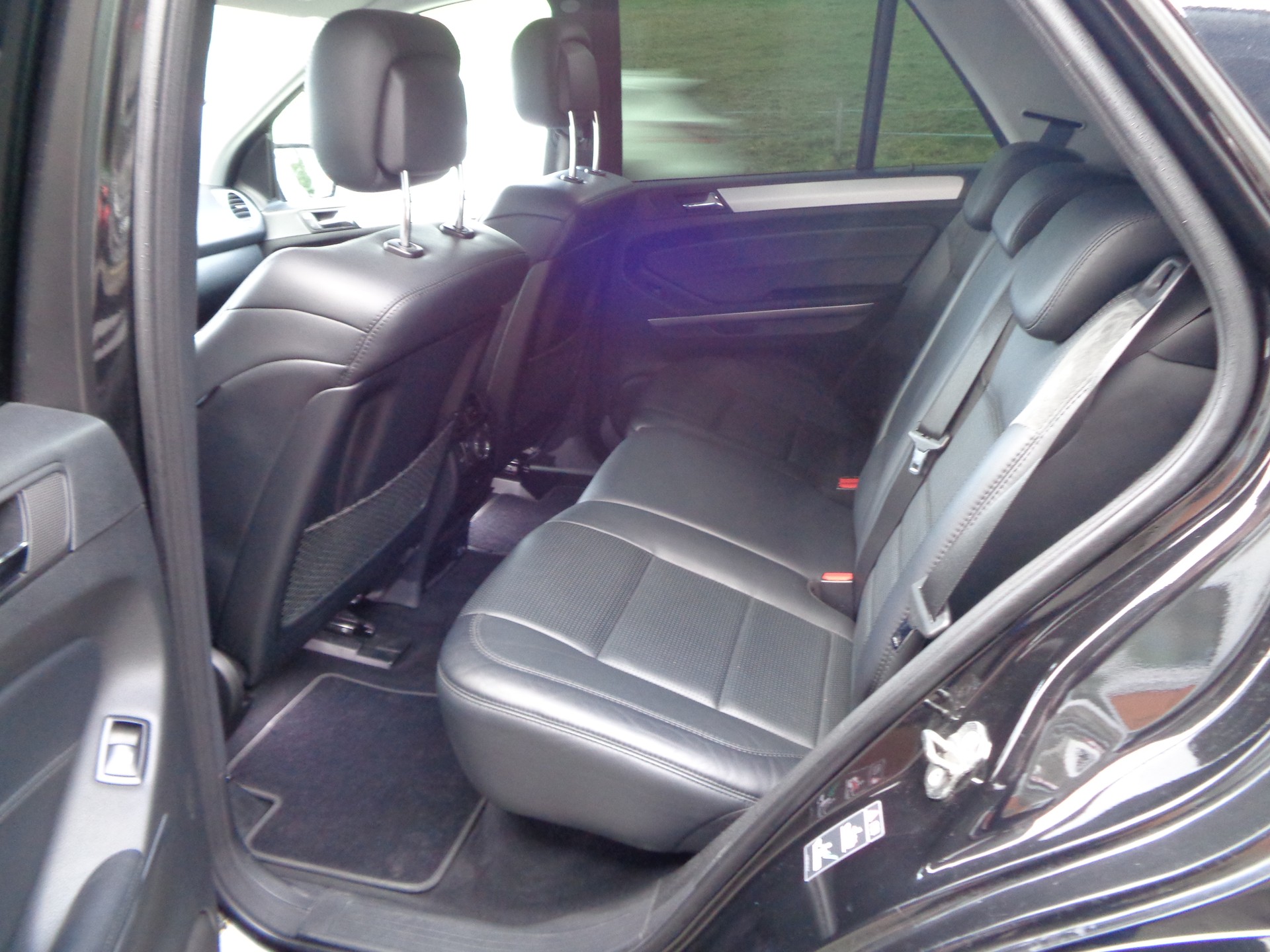 MERCEDES-BENZ ML 63 AMG 4Matic 7G-Tronic-image-5