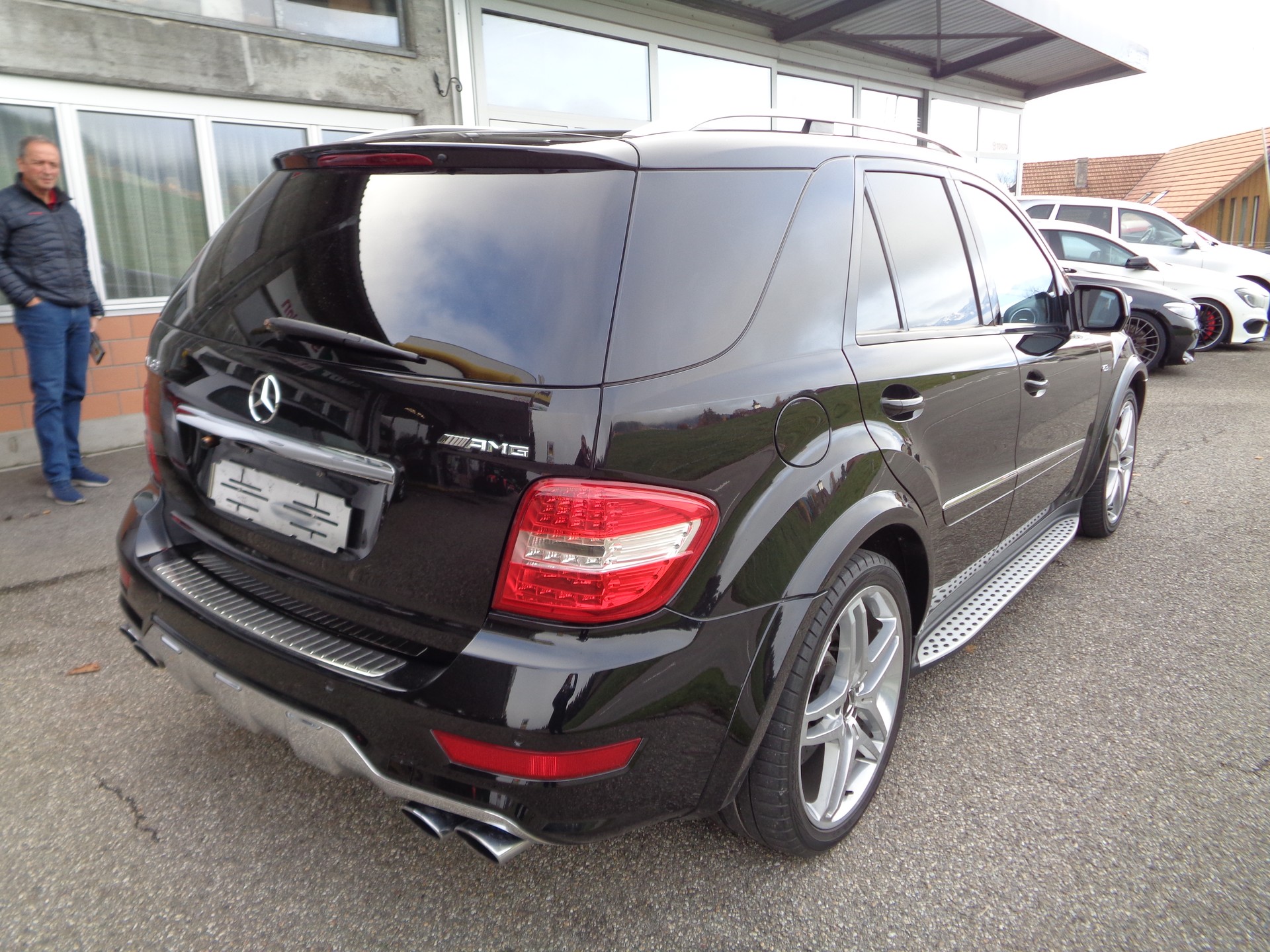 MERCEDES-BENZ ML 63 AMG 4Matic 7G-Tronic-image-3