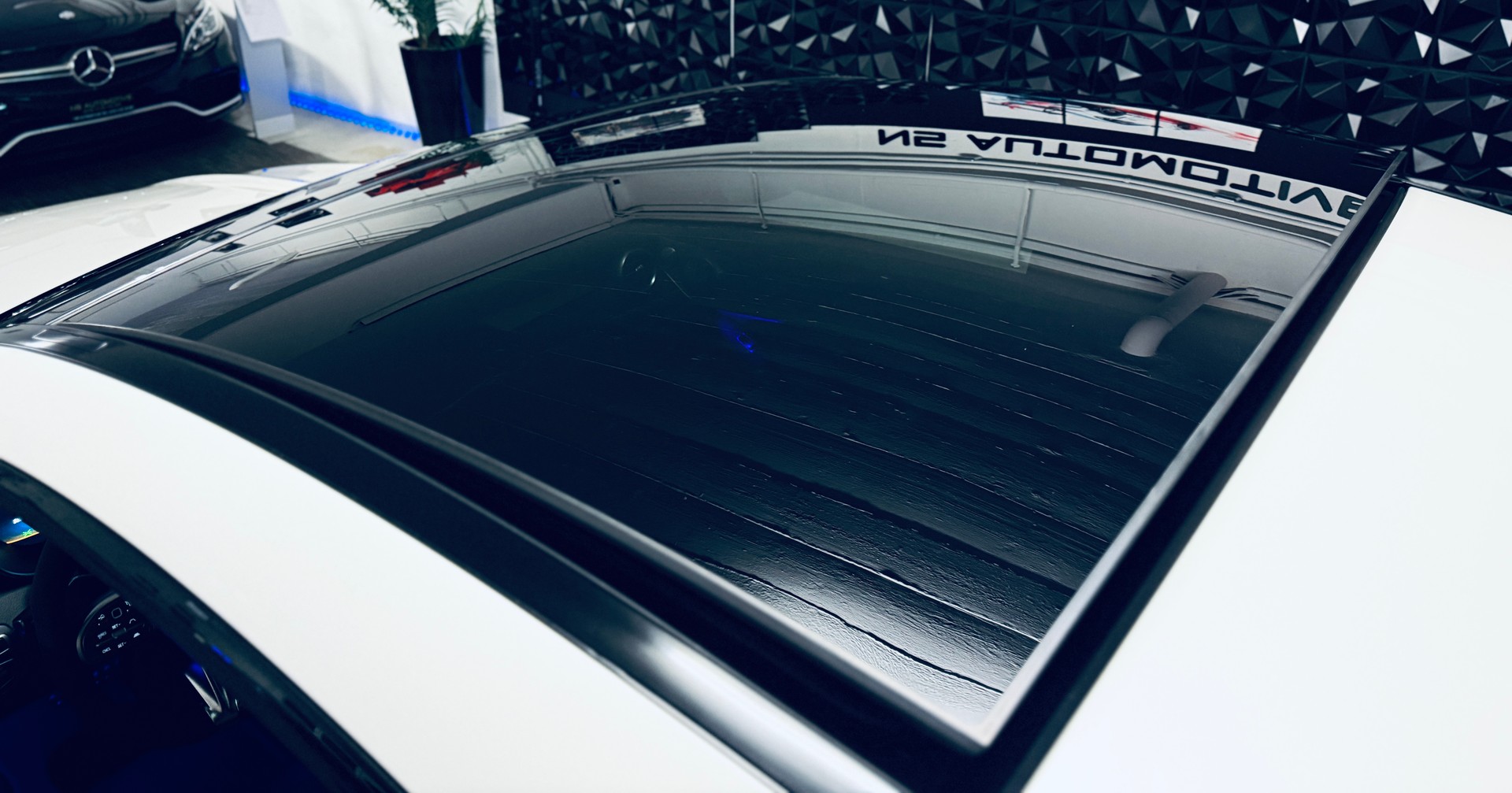 MERCEDES-BENZ C 63 S AMG Premium 9G-tronic-image-10