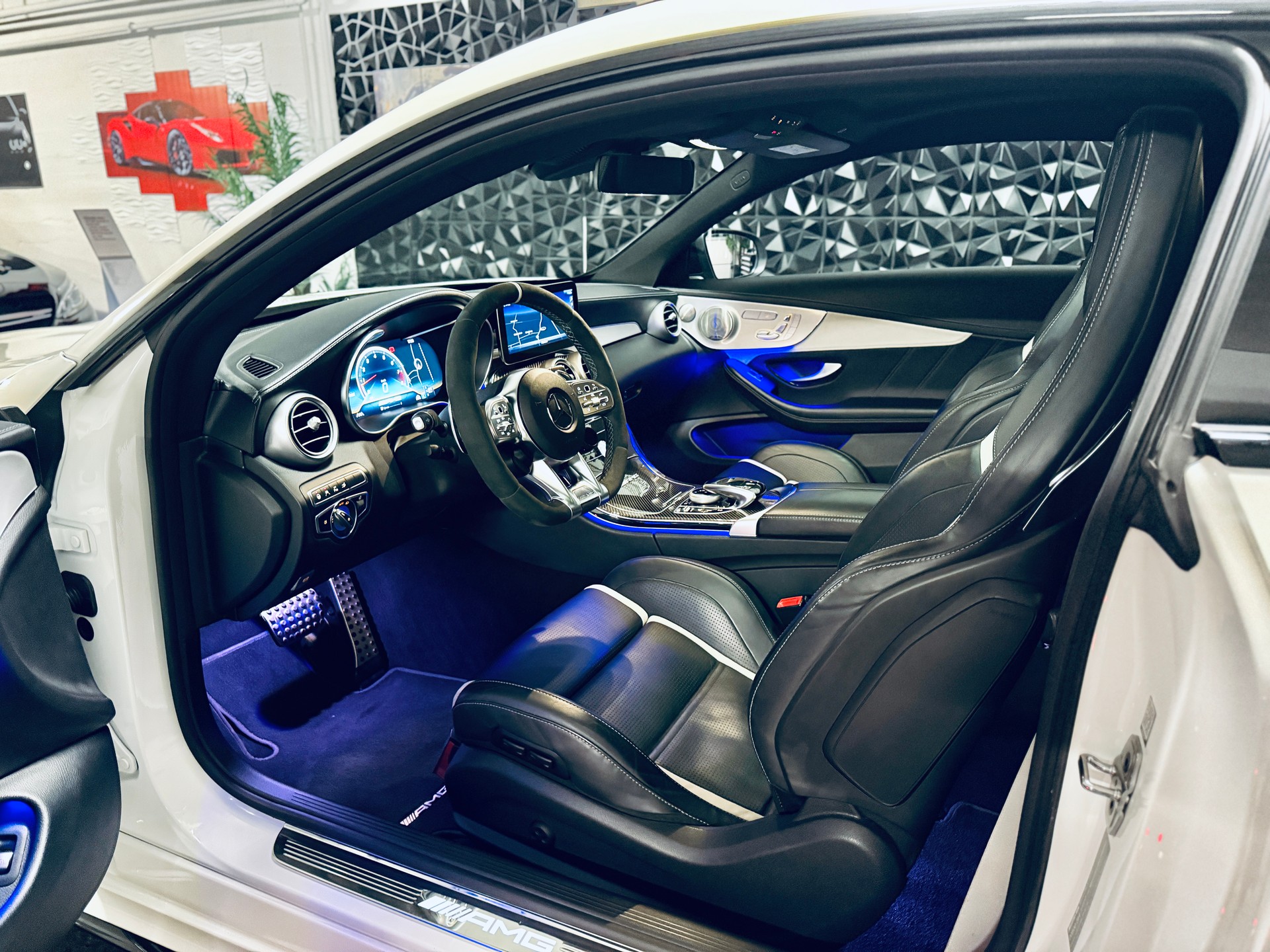 MERCEDES-BENZ C 63 S AMG Premium 9G-tronic-image-13