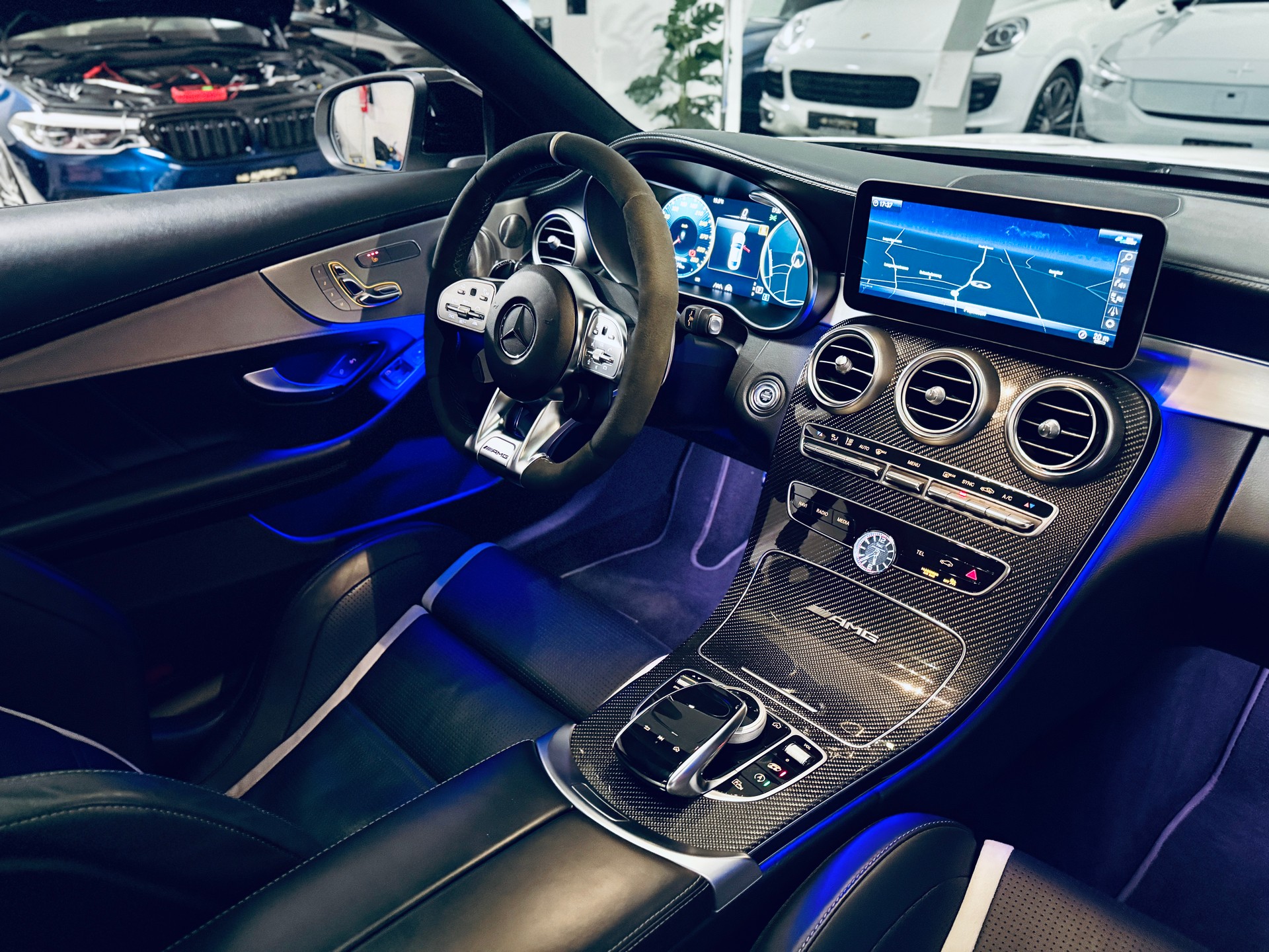 MERCEDES-BENZ C 63 S AMG Premium 9G-tronic-image-29