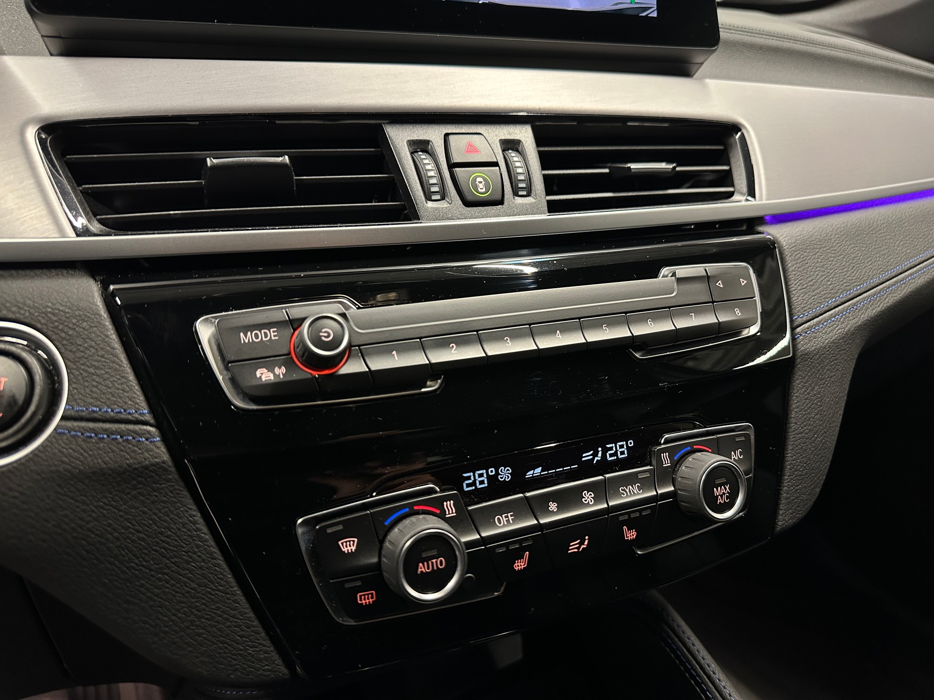 BMW X1 25d xDrive M-Sport *CH-Auto*Frisch ab MFK*Rückfahrkamera*-image-18