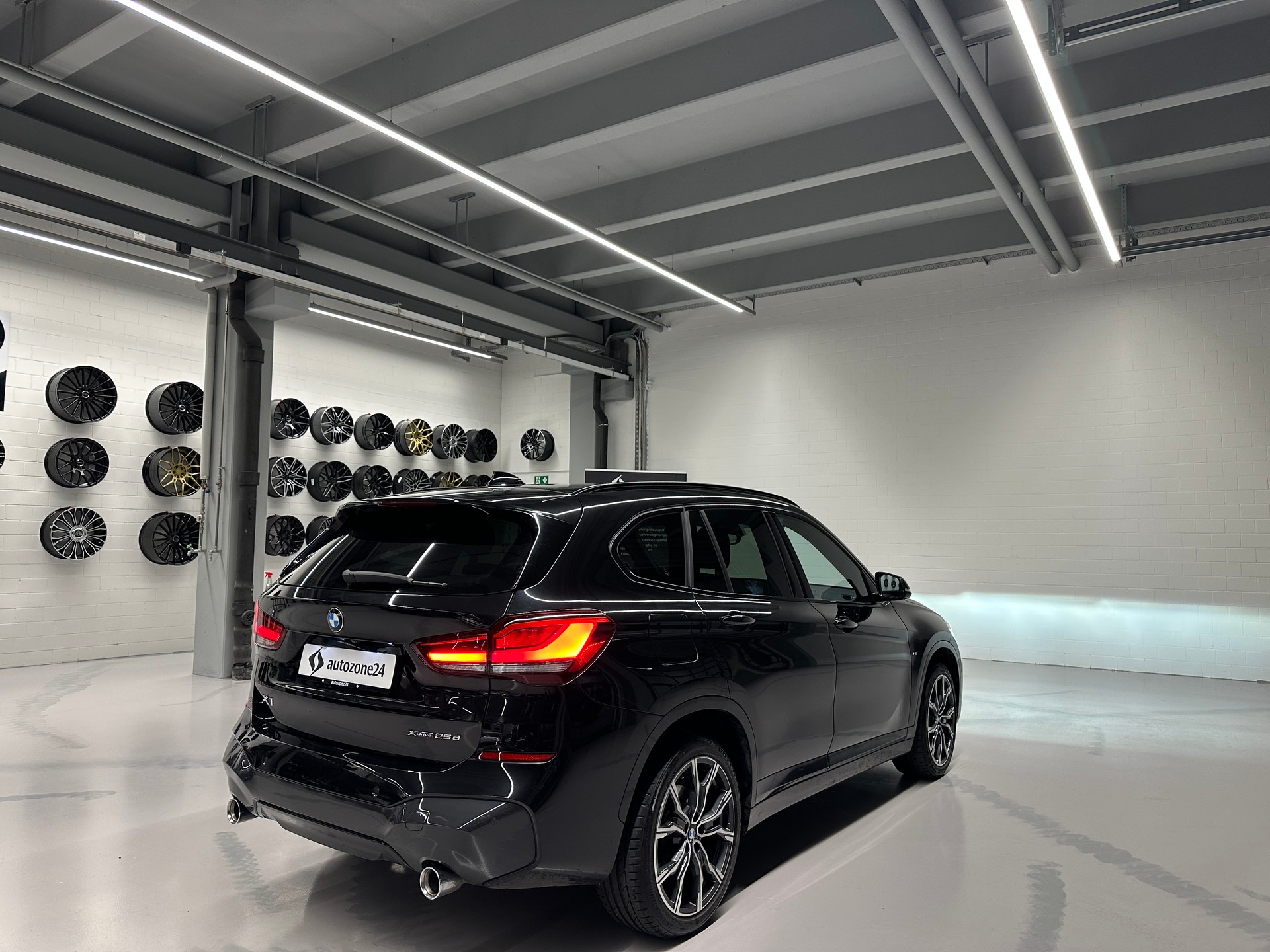 BMW X1 25d xDrive M-Sport *CH-Auto*Frisch ab MFK*Rückfahrkamera*-showroom-element-3