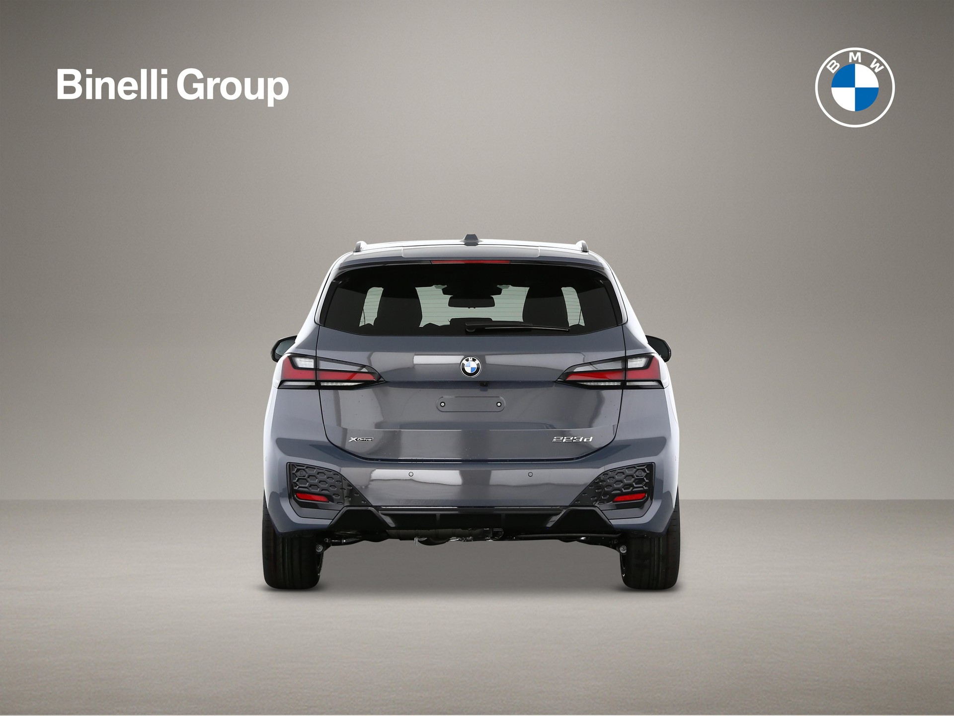 BMW 223d xDrive SDKG Active Tourer-showroom-element-3