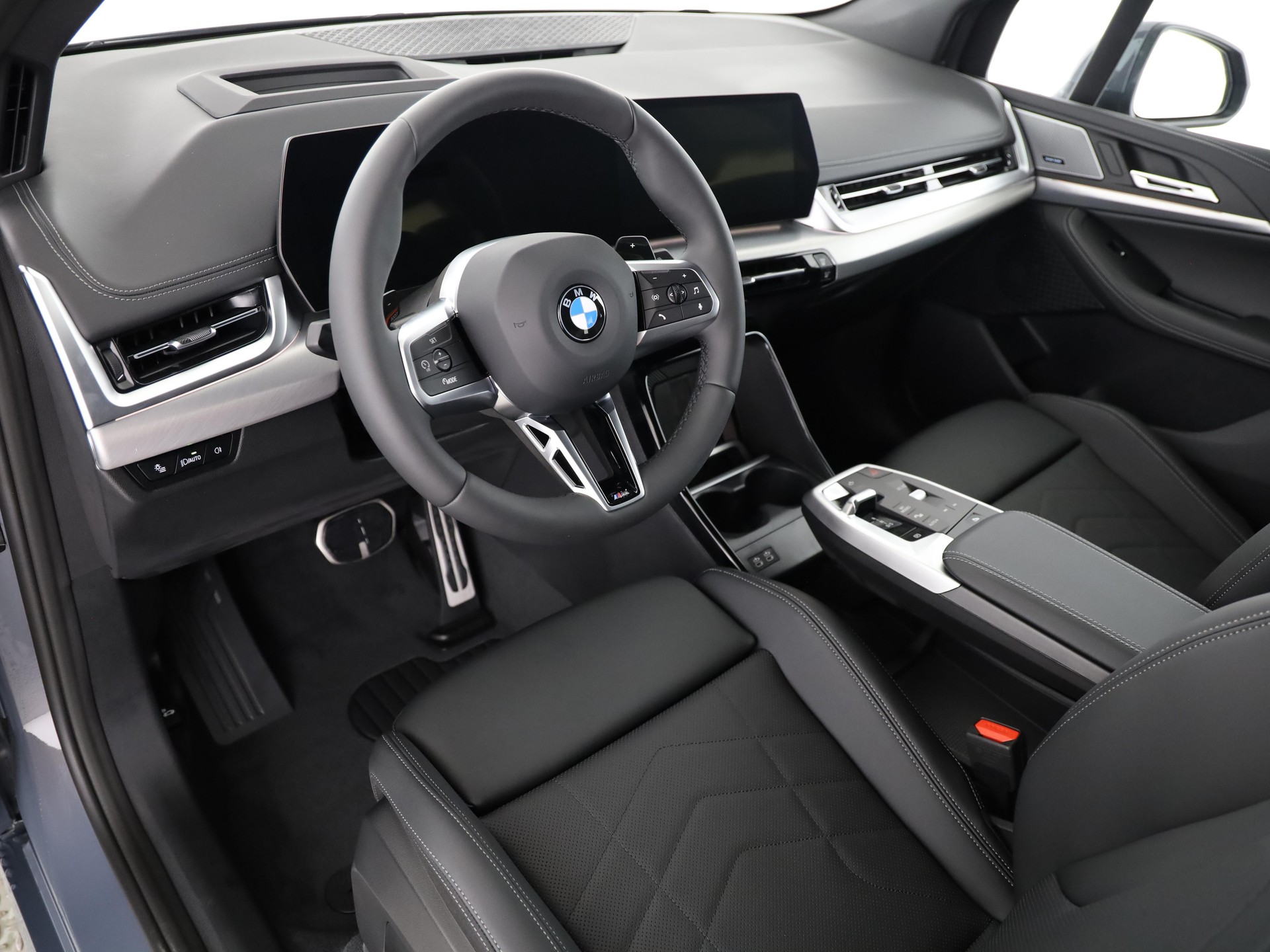 BMW 223d xDrive SDKG Active Tourer-image-11