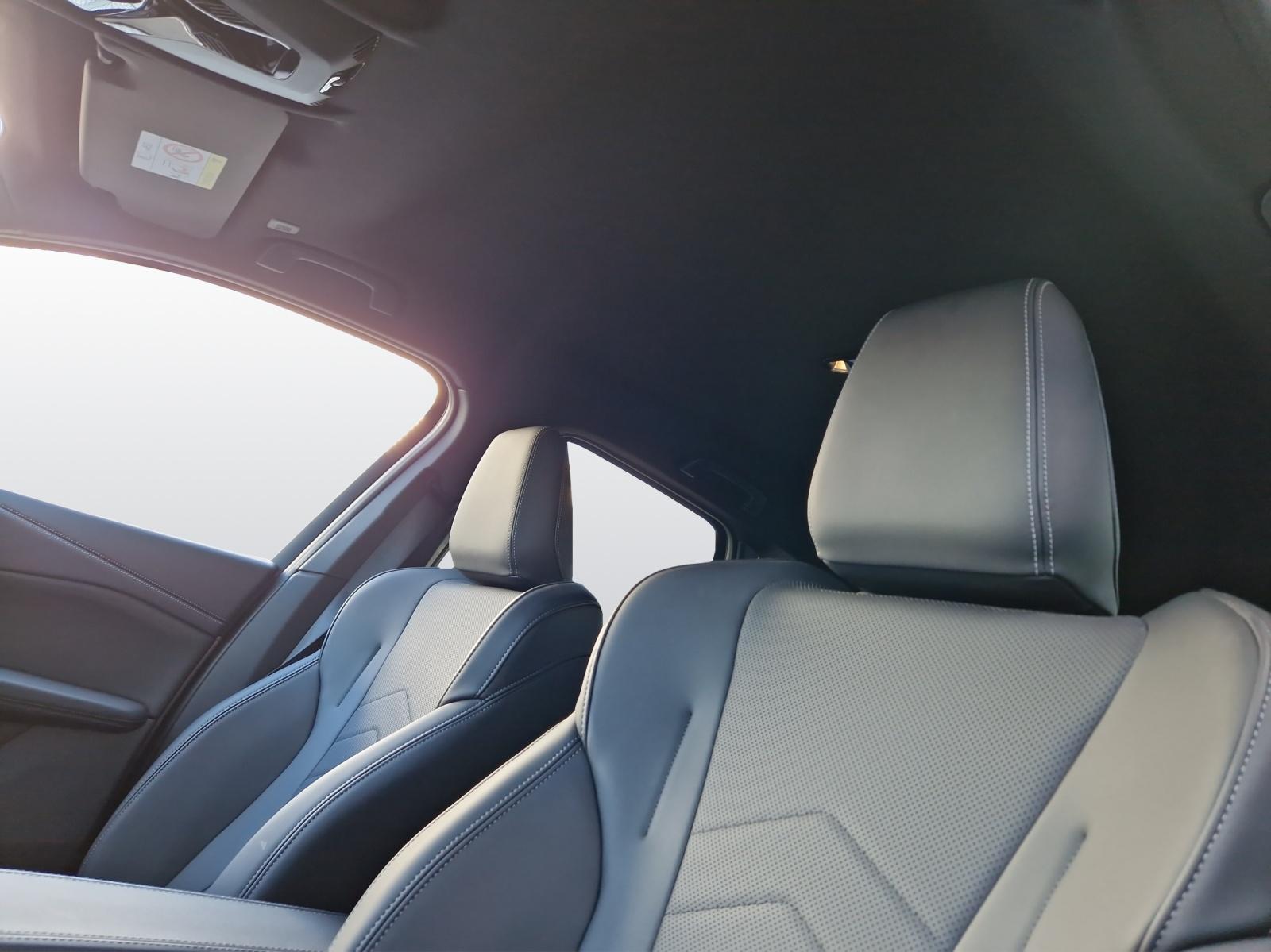 BMW 230e xDrive Active Tourer M Sport-image-3