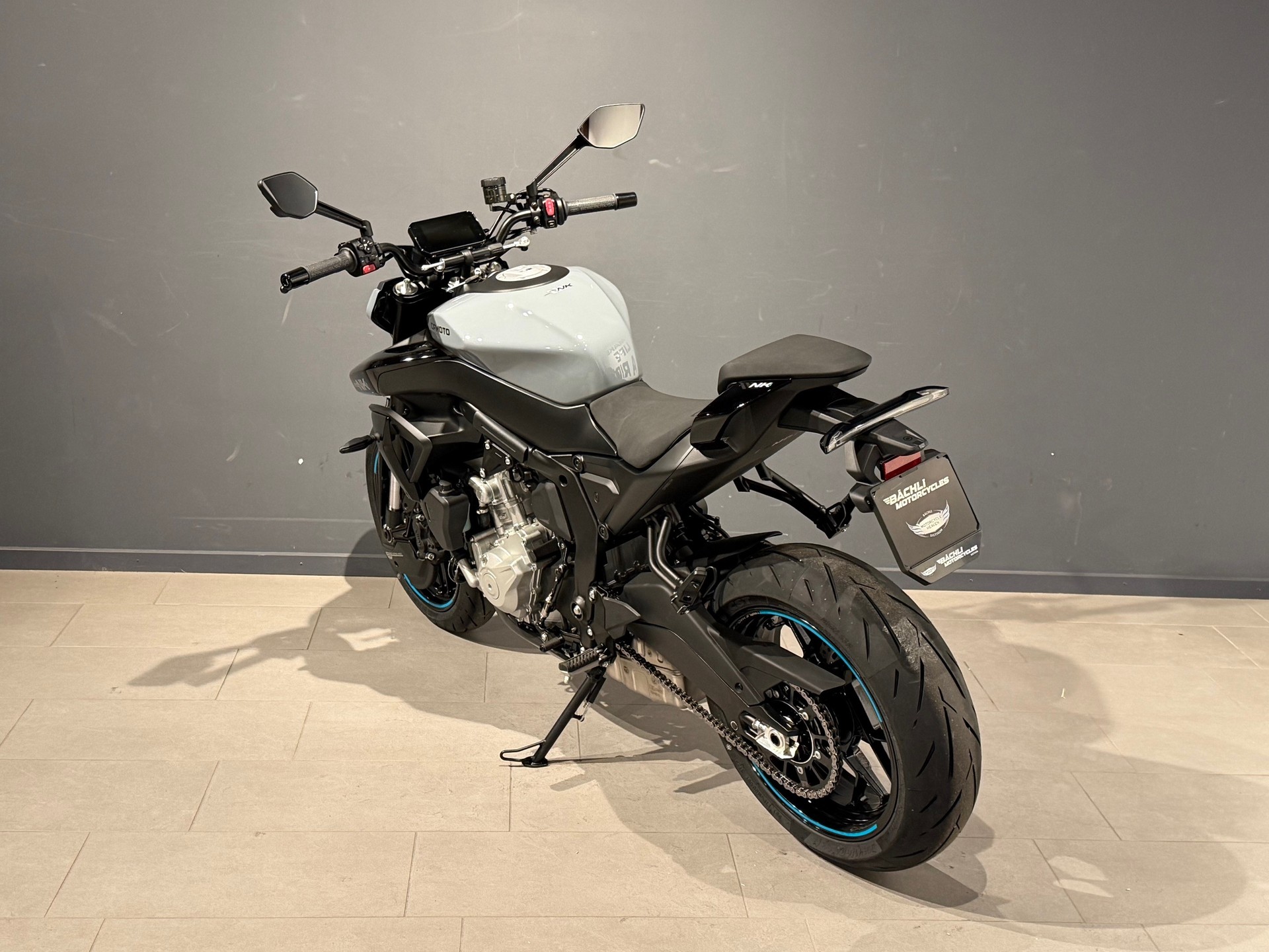 CF MOTO 675NK-image-4