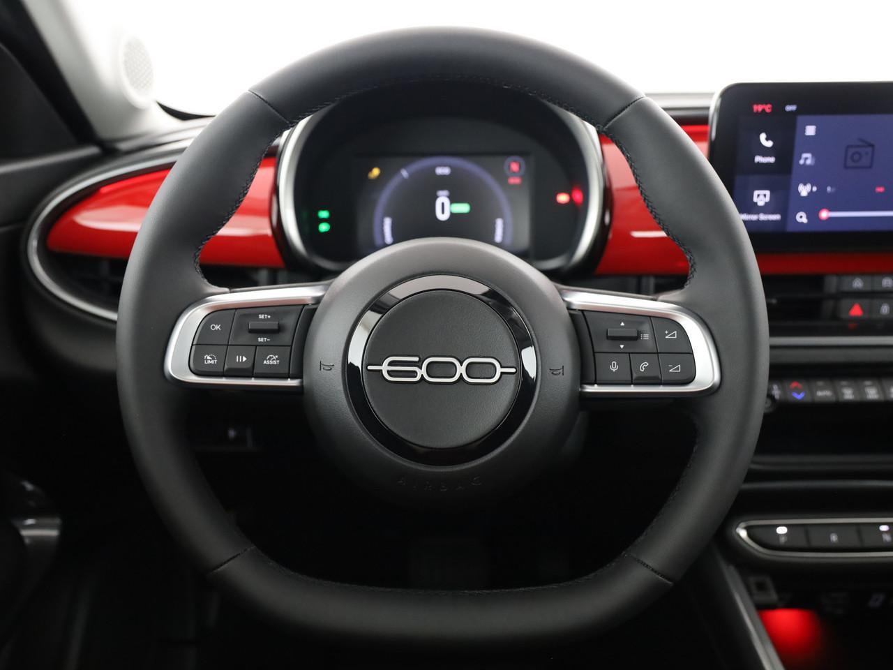 FIAT 600 Red-image-10