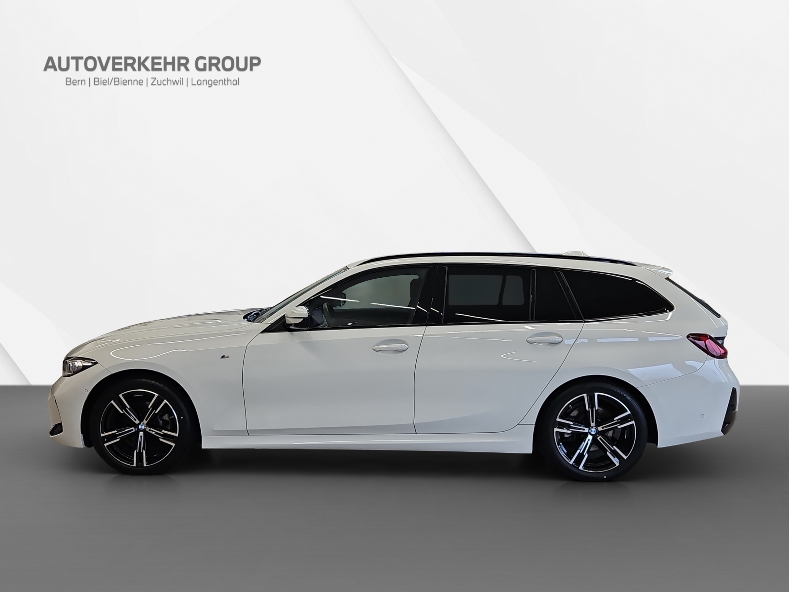 BMW 320d xDrive Touring M Sport 48V-showroom-element-2