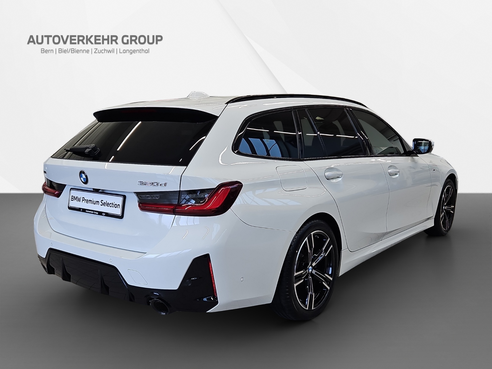 BMW 320d xDrive Touring M Sport 48V-image-5