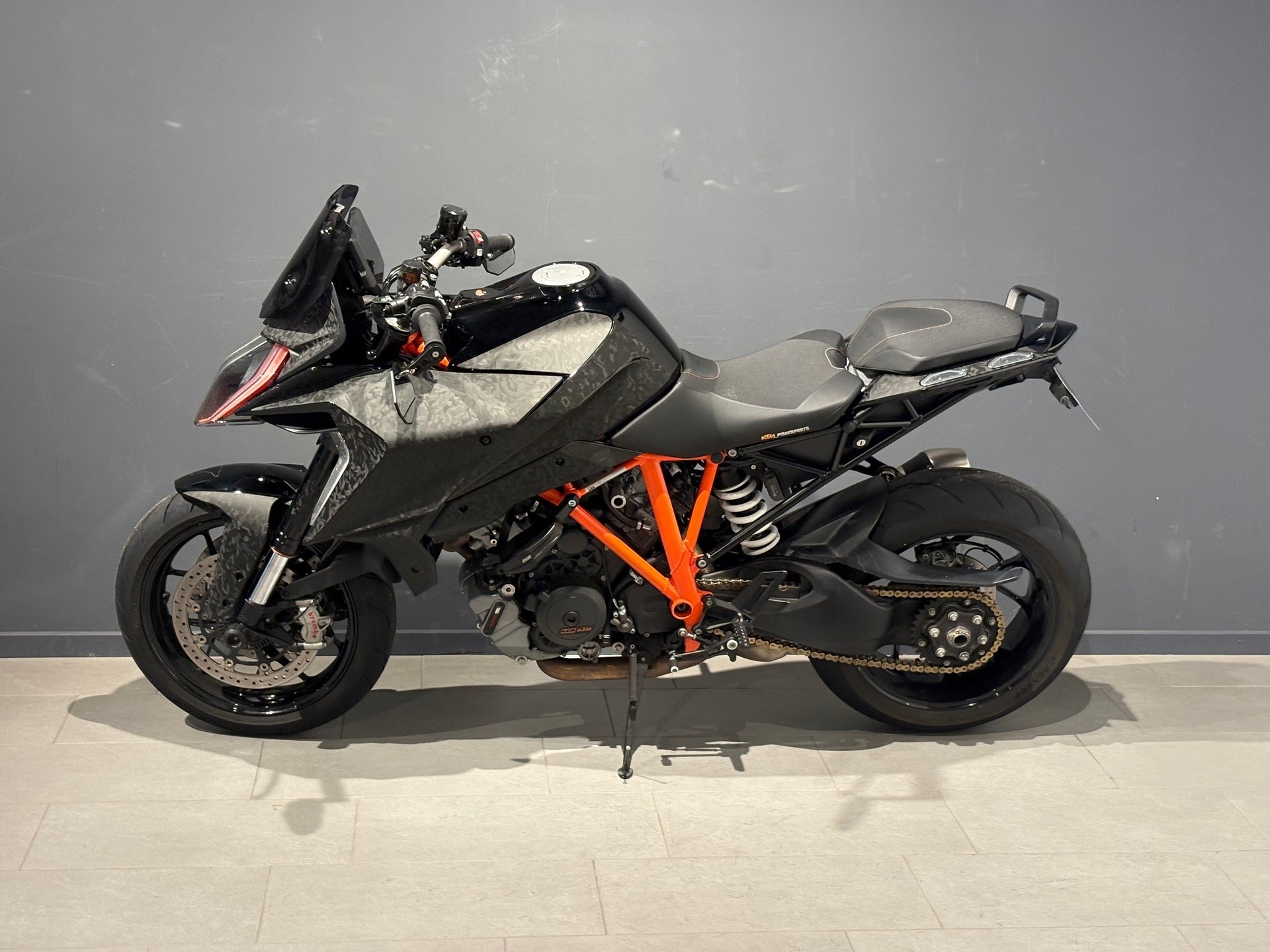 KTM 1290 Super Duke GT-image-3