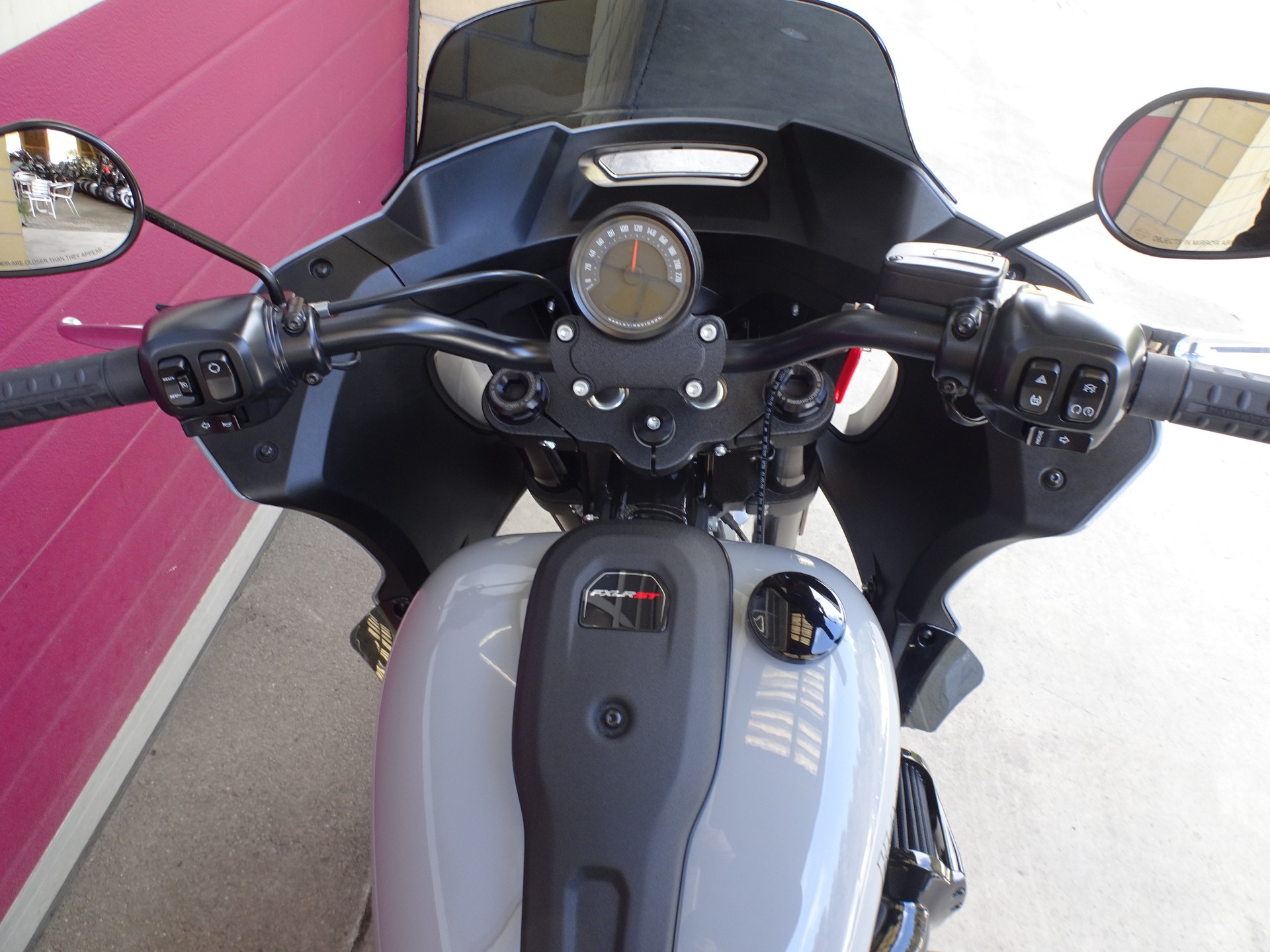HARLEY-DAVIDSON FXLRST Low Rider ST 117-image-5