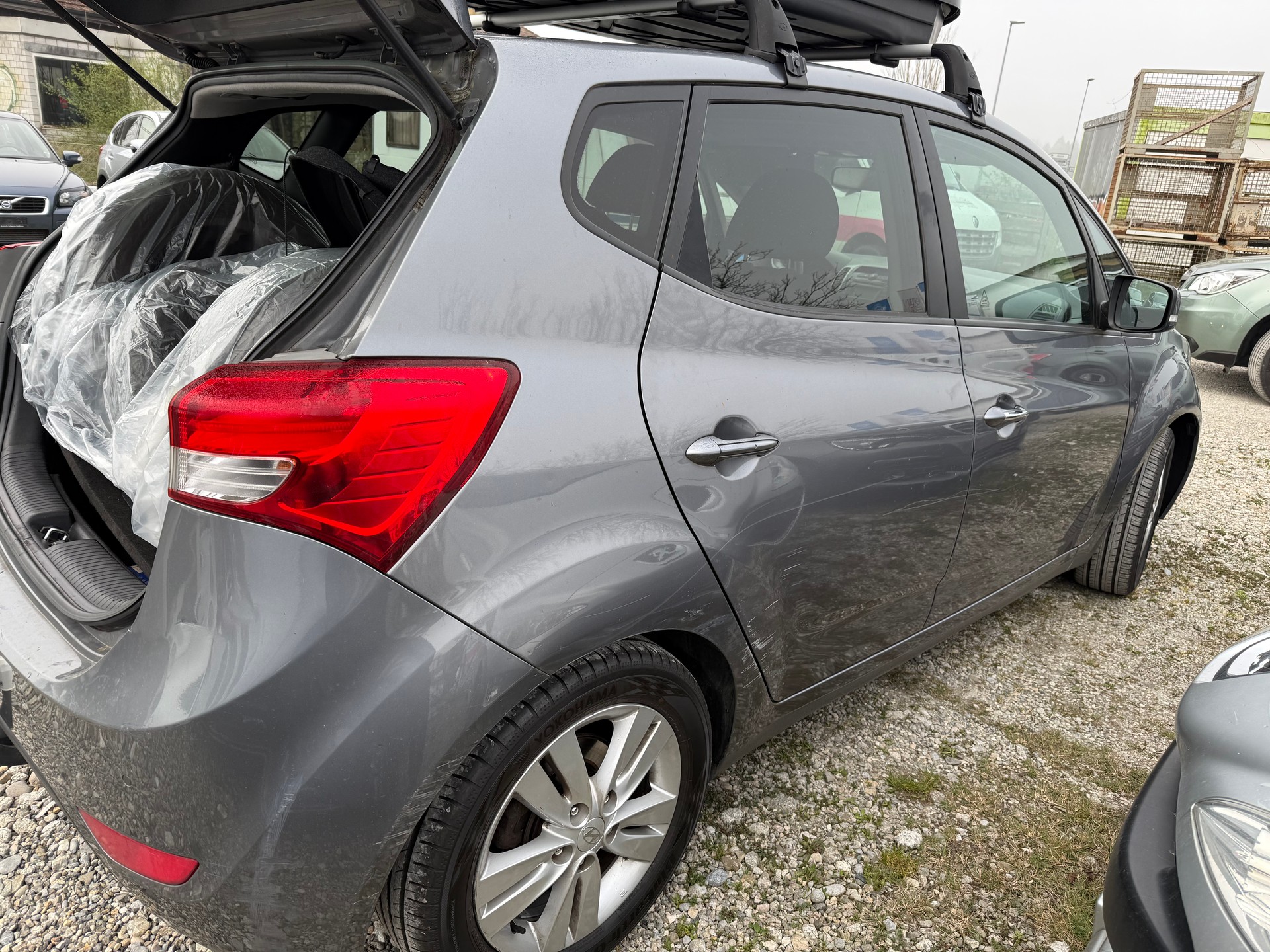 HYUNDAI iX20 1.6 Premium Automatic-image-4