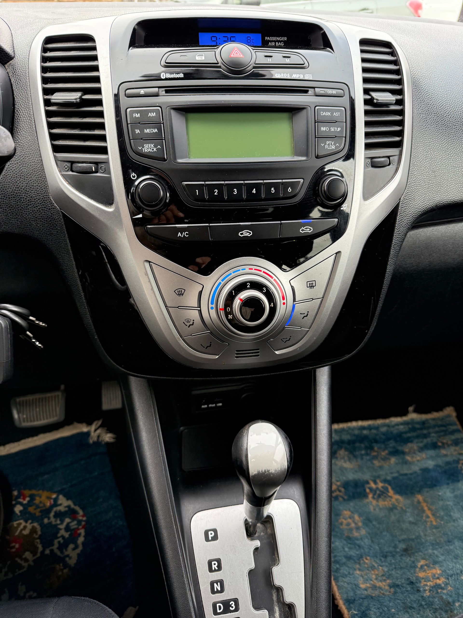 HYUNDAI iX20 1.6 Premium Automatic-image-7