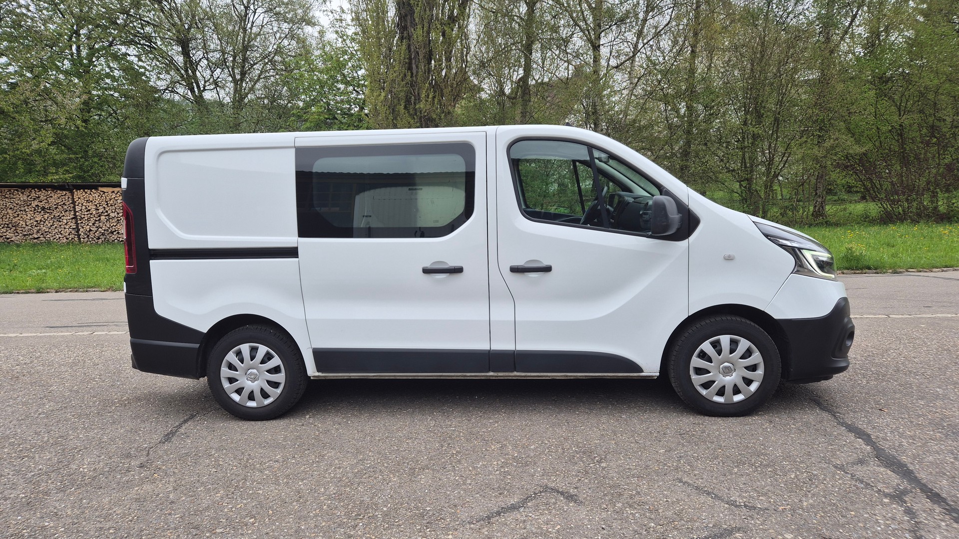 RENAULT Trafic 2.0 Energy dCi 120 3.0t Business L1H1-image-4