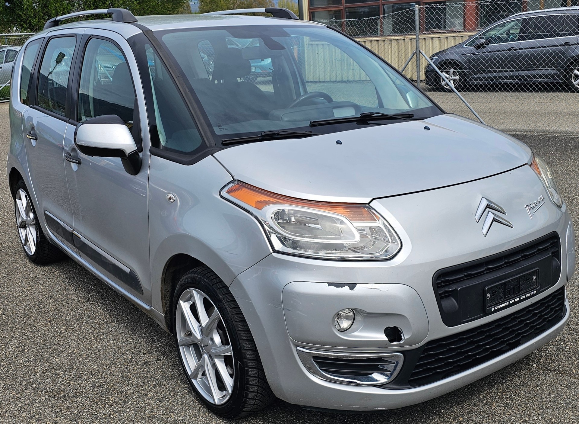 CITROEN C3 Picasso 1.6i 16V Exclusive EGS6-image-1