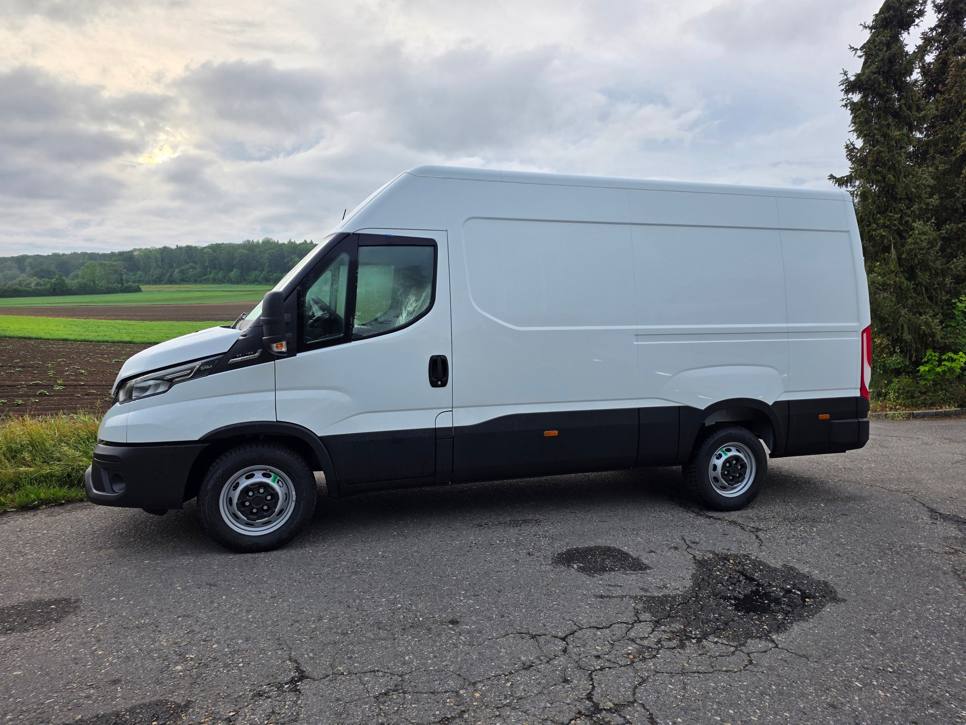 IVECO 35 S 16 A8 V-image-3