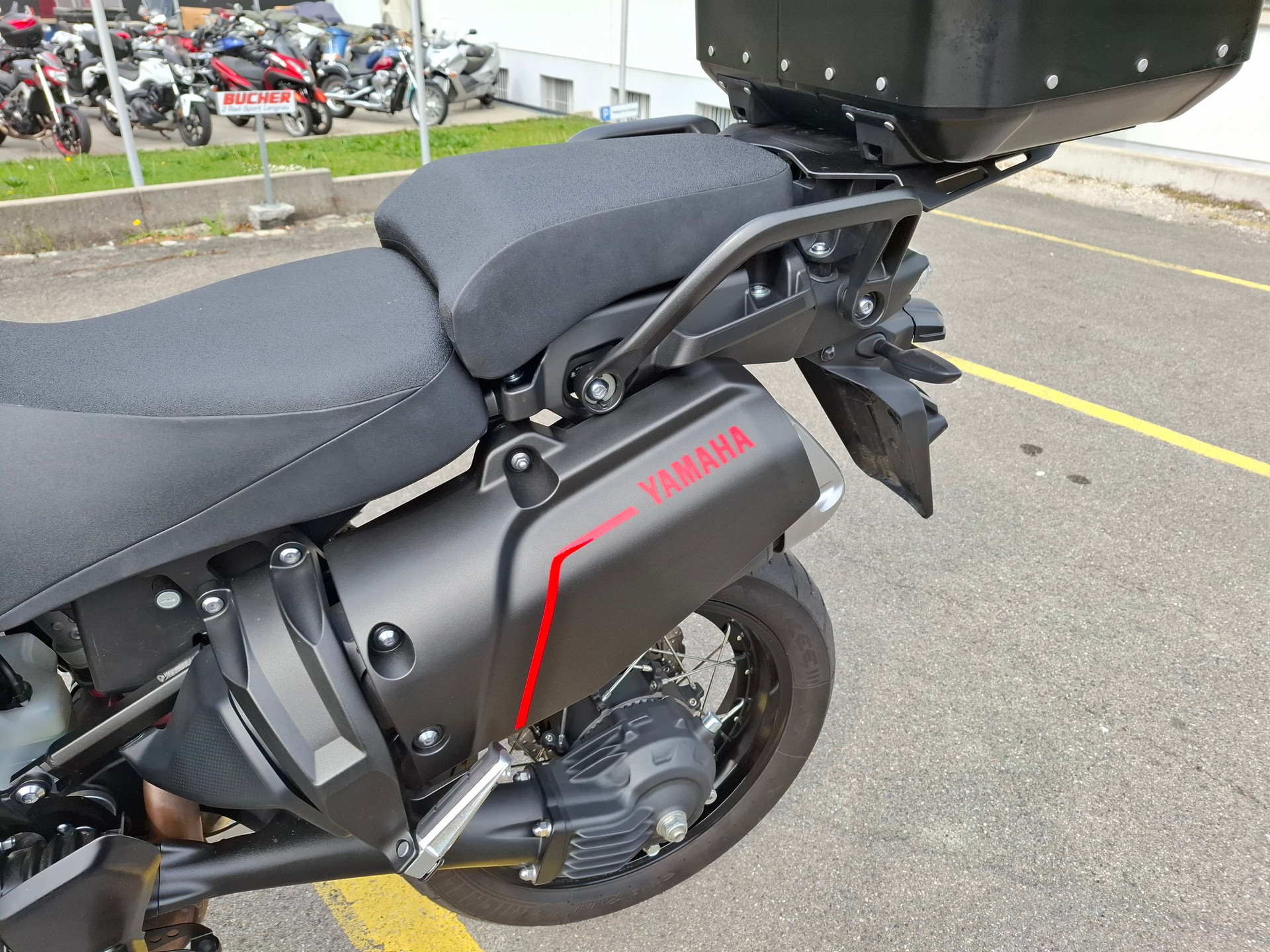 YAMAHA XT 1200 ZE Super Ténéré-image-6