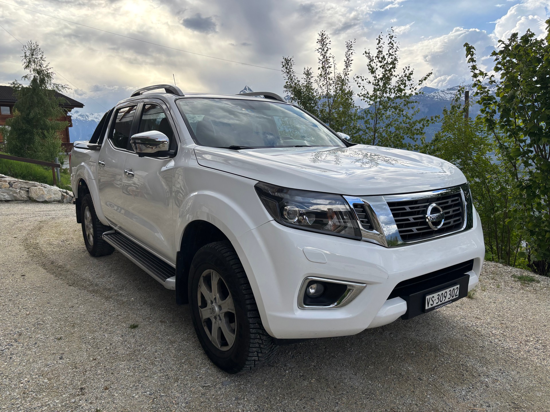 NISSAN 2.3 dCi Double Cab Tekna
