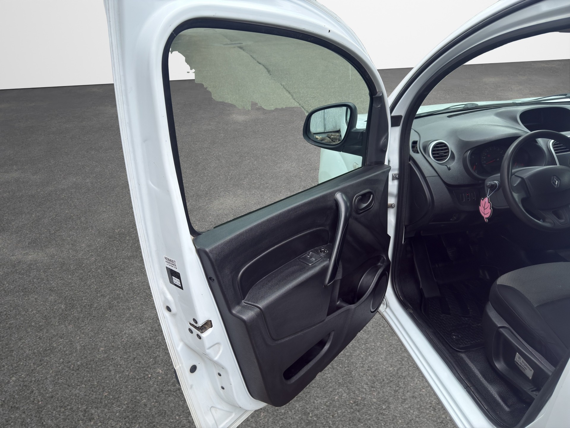 RENAULT Kangoo Medium dCi 110 ENERGY Business-image-11