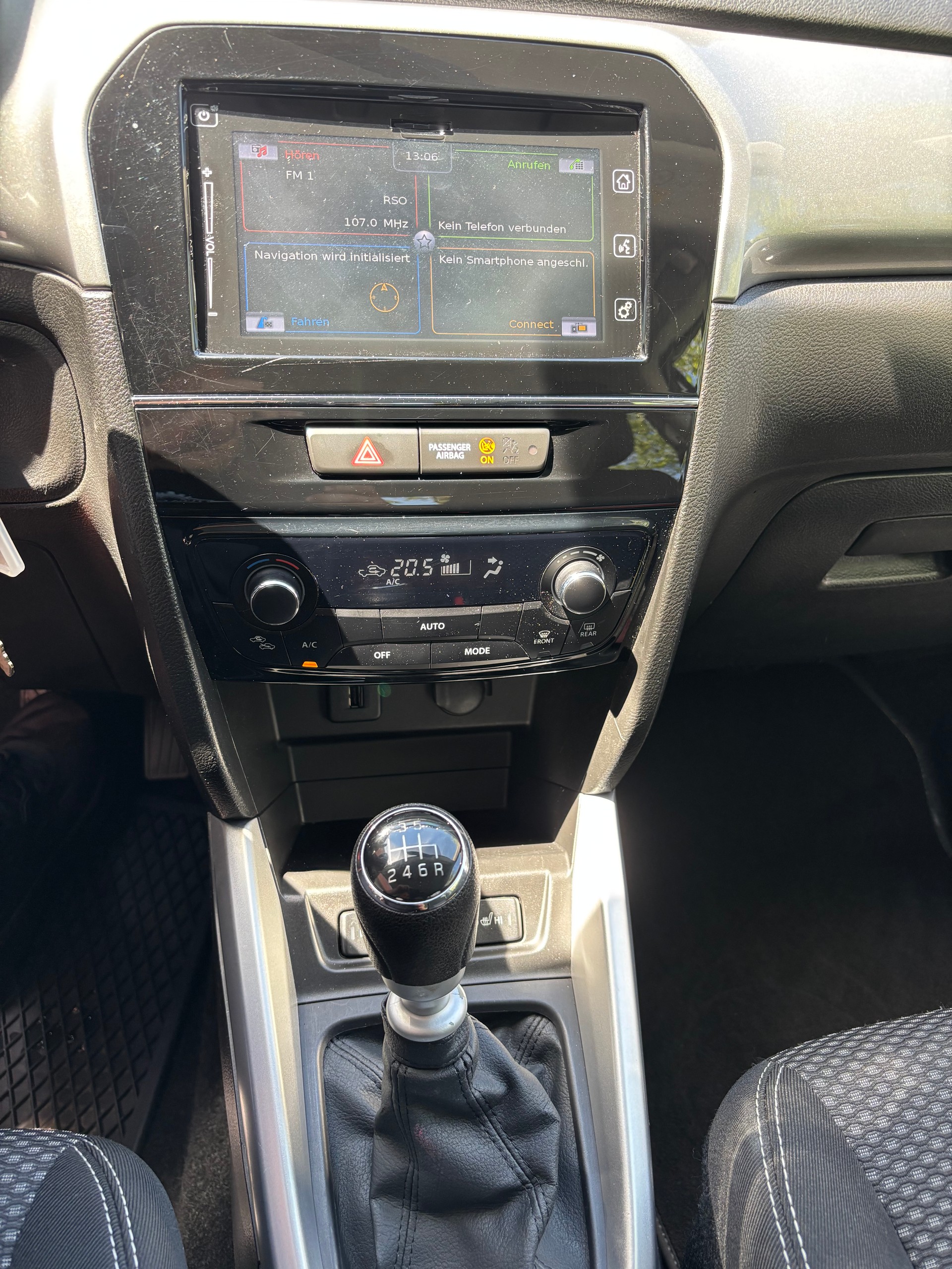 SUZUKI Vitara 1.6 TD Compact Top-image-6