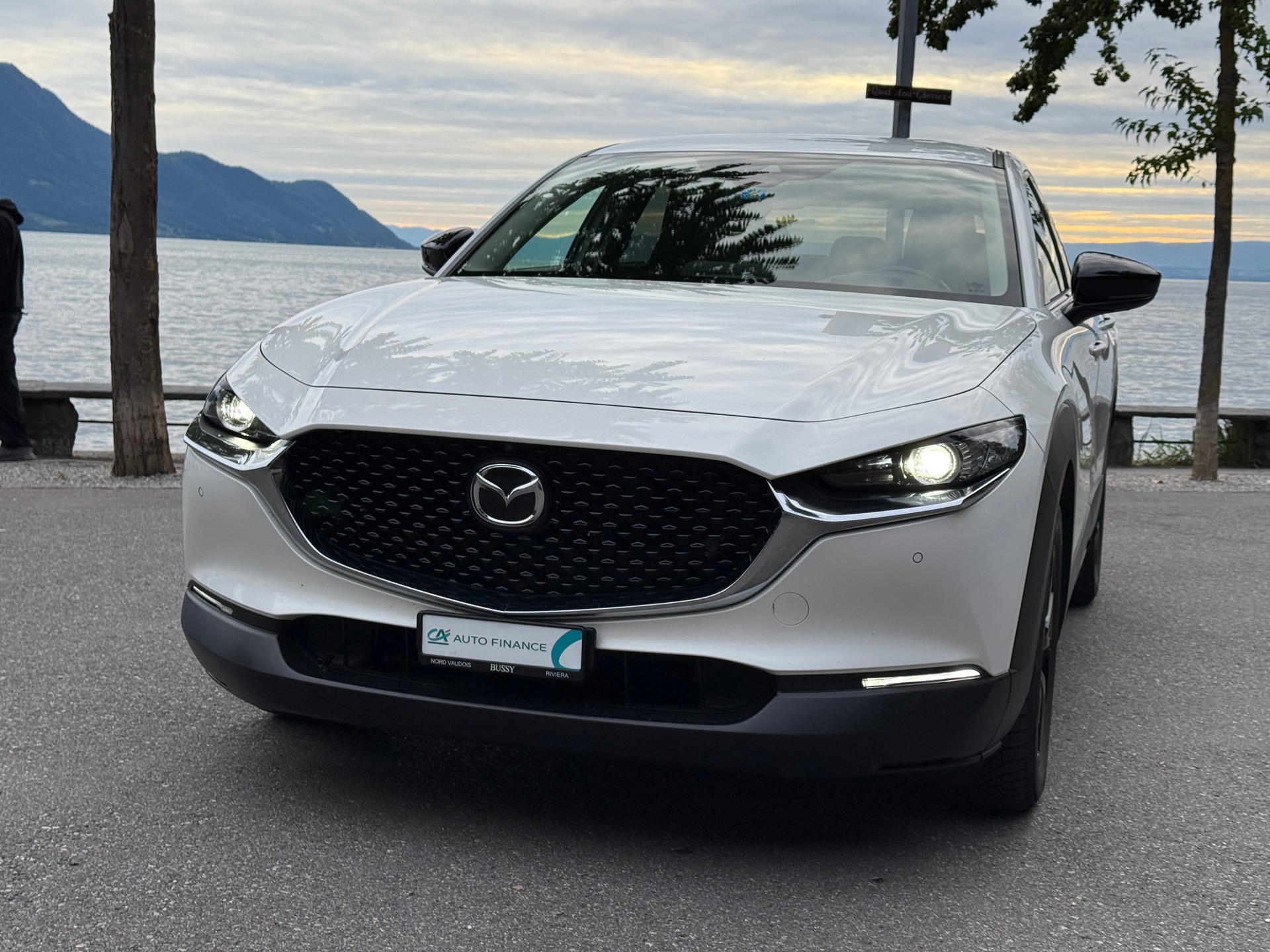 MAZDA CX-30 SKYACTIV-X 186 M Hybrid AWD Homura Automat-image-2