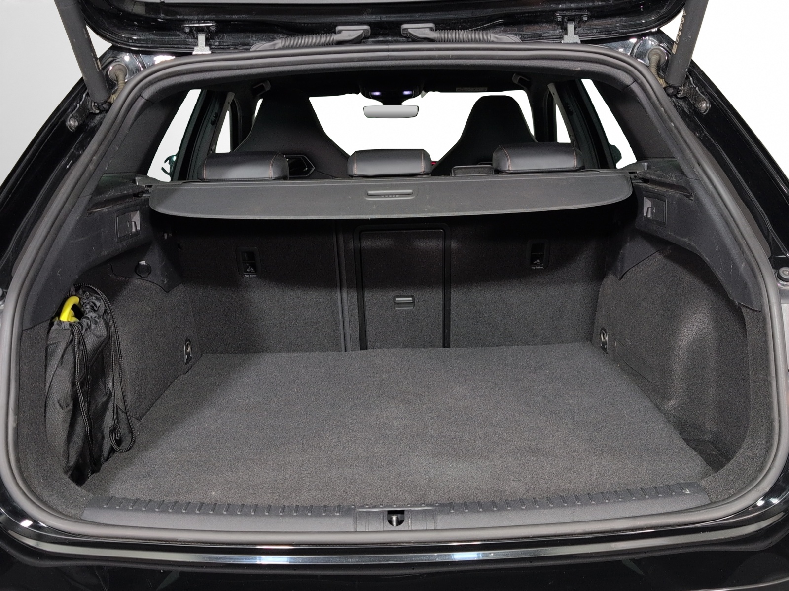 CUPRA LEON ST 1.4 e-HYBRID pHEV DSG-image-15