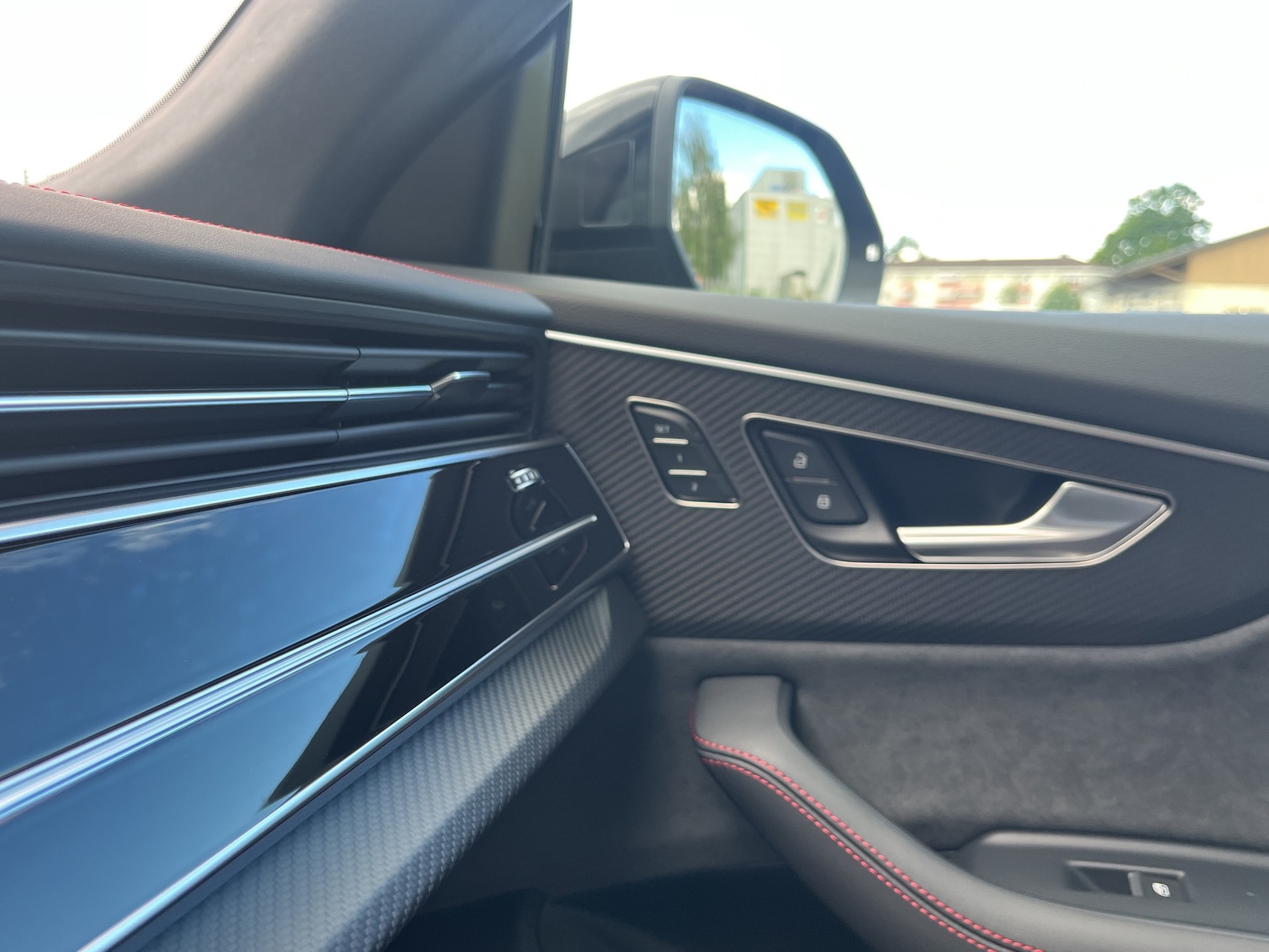AUDI Q8 SUV TDI qu.210 kW tiptr. *23"Alu,B&O Advanced, VOLL! Np Fr. 164'310.-*-image-19