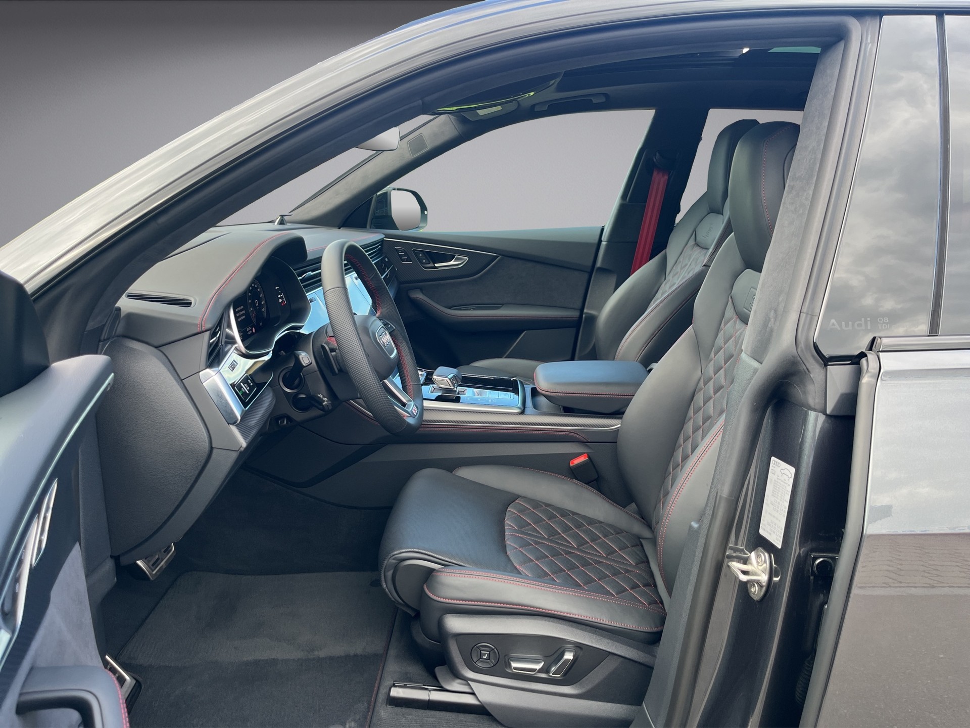 AUDI Q8 SUV TDI qu.210 kW tiptr. *23"Alu,B&O Advanced, VOLL! Np Fr. 164'310.-*-image-8