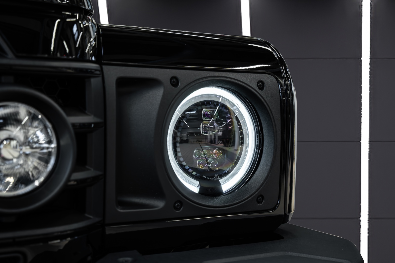 INEOS Grenadier 3.0 Black Edition-image-7