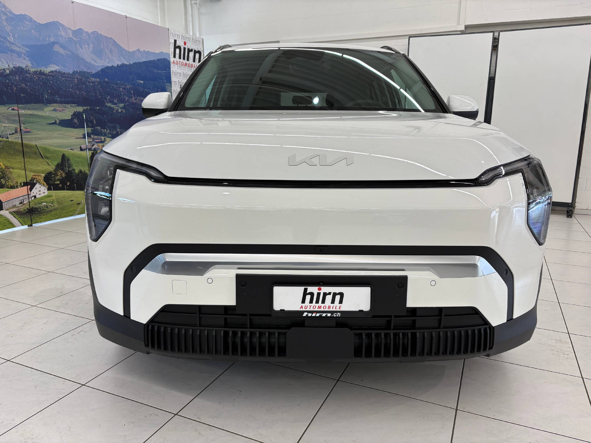 KIA EV3 81 kWh Earth+-image-1