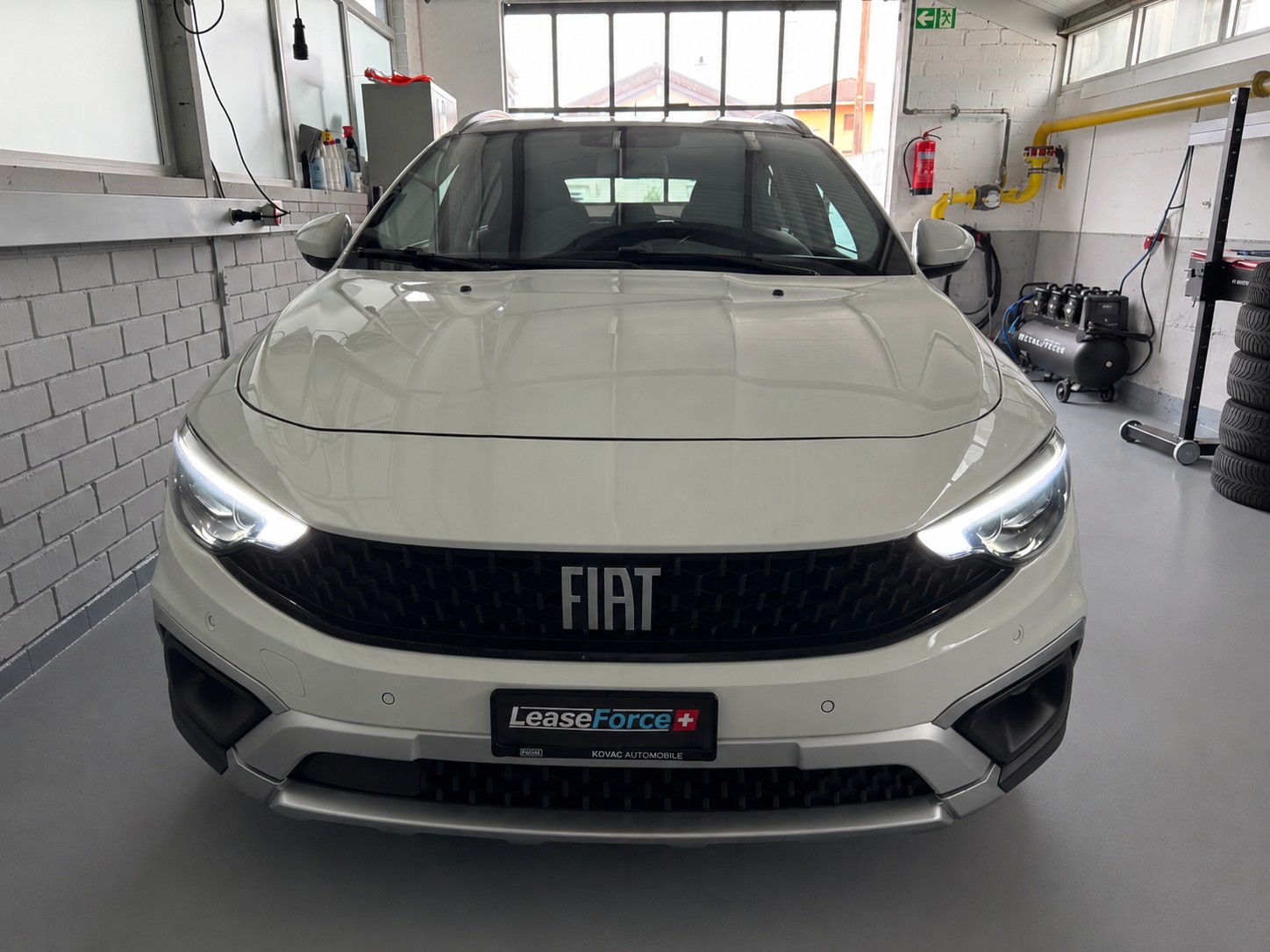 FIAT Tipo 1.0 T3 Cross-image-1
