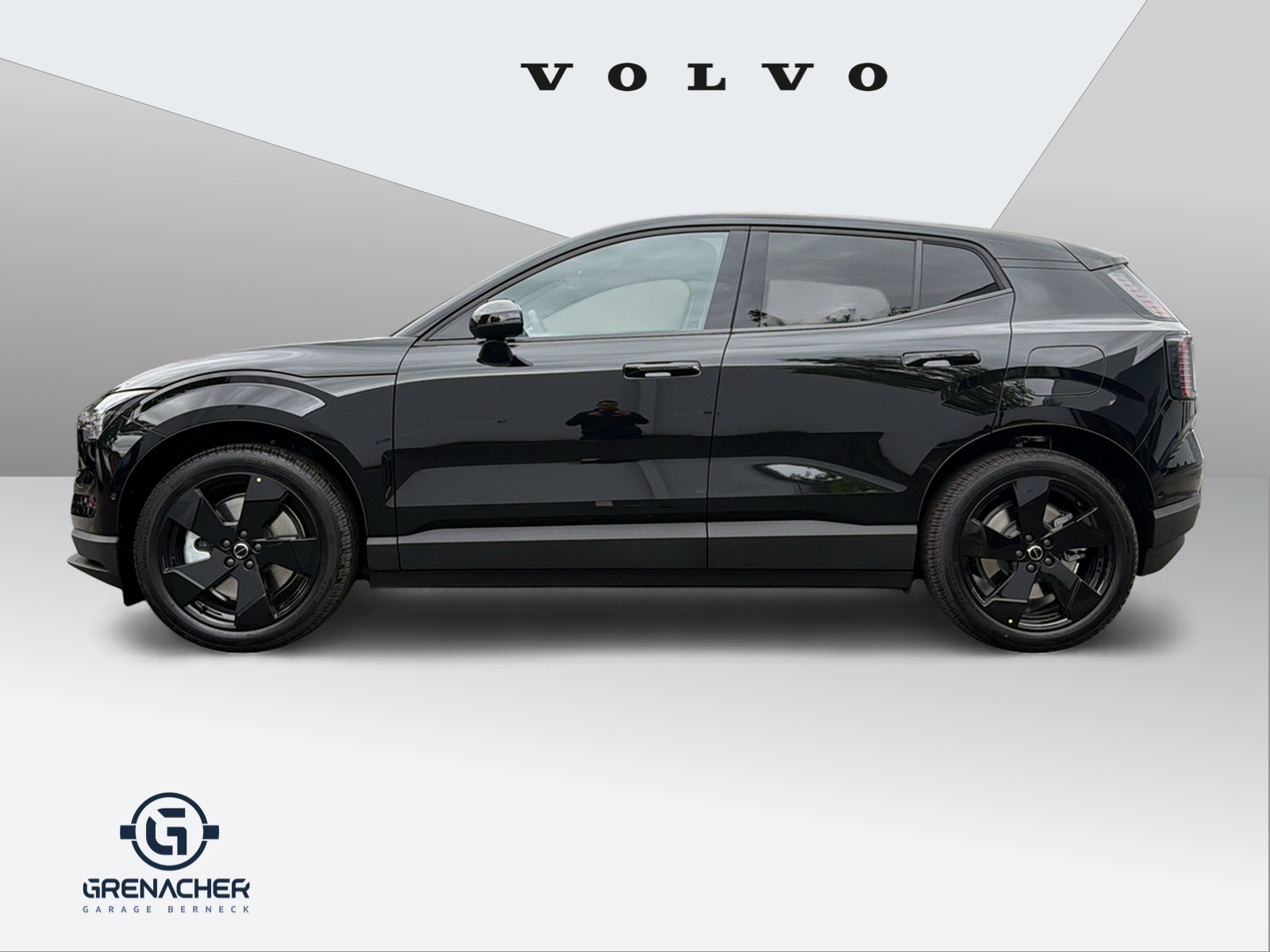 VOLVO EX 30 E60 Twin Ultra Performance Sw. Black Ed. AWD-showroom-element-1