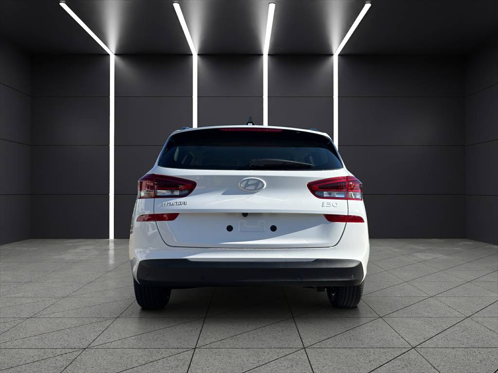 HYUNDAI i30 Origo 48V MH DCT-image-5