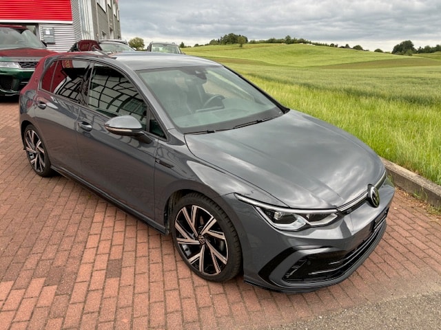 VW Golf 1.5 eTSI mHEV ACT R-Line DSG