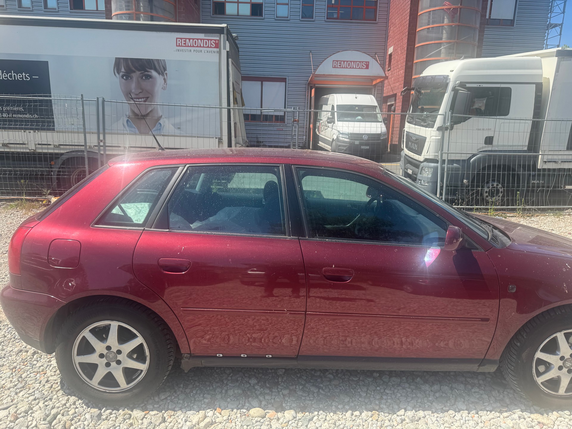 AUDI A3 1.8 T quattro Ambition-image-2