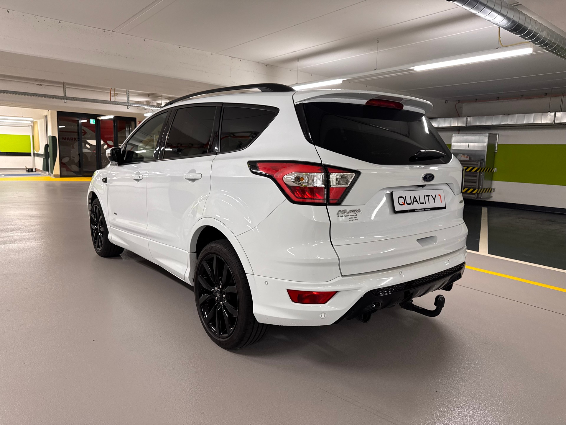 FORD Kuga 1.5 SCTi ST Line 4WD Automatic-image-6