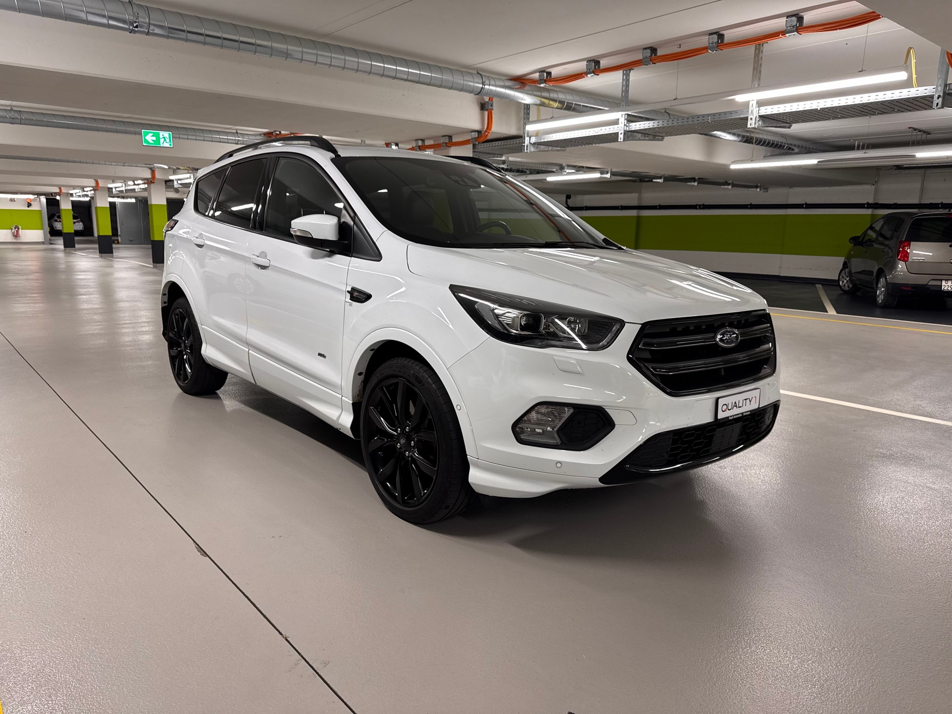 FORD Kuga 1.5 SCTi ST Line 4WD Automatic-image-2