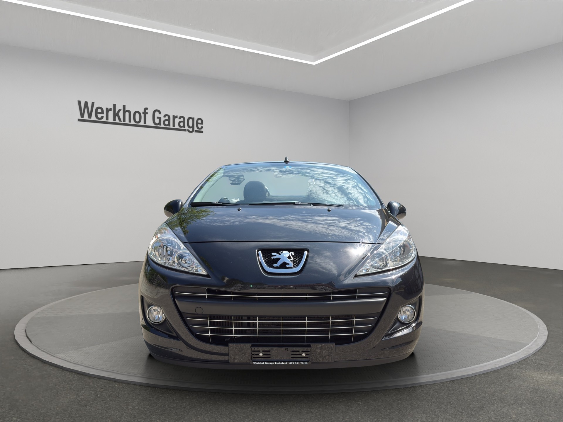 PEUGEOT 207 CC 1.6 16V Turbo Swiss Edition-image-2